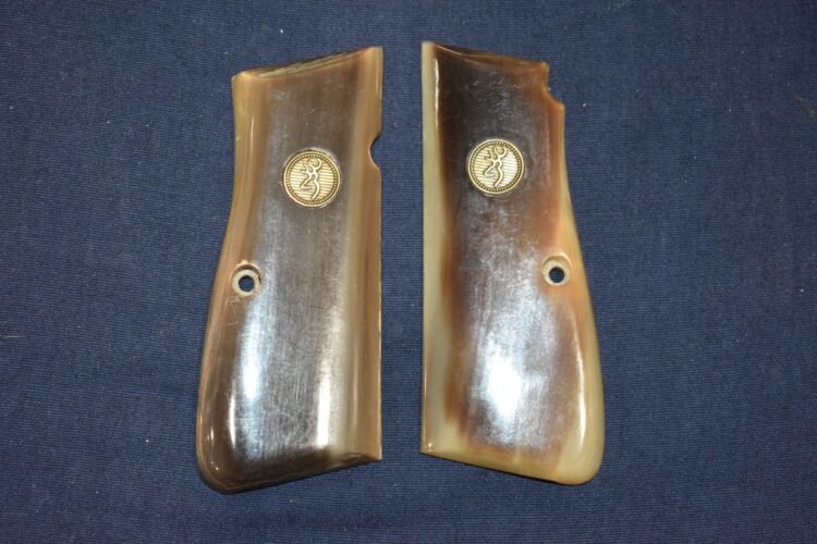 BROWNING HI POWER WATER BUFFALO GRIPS BHPWBH1
