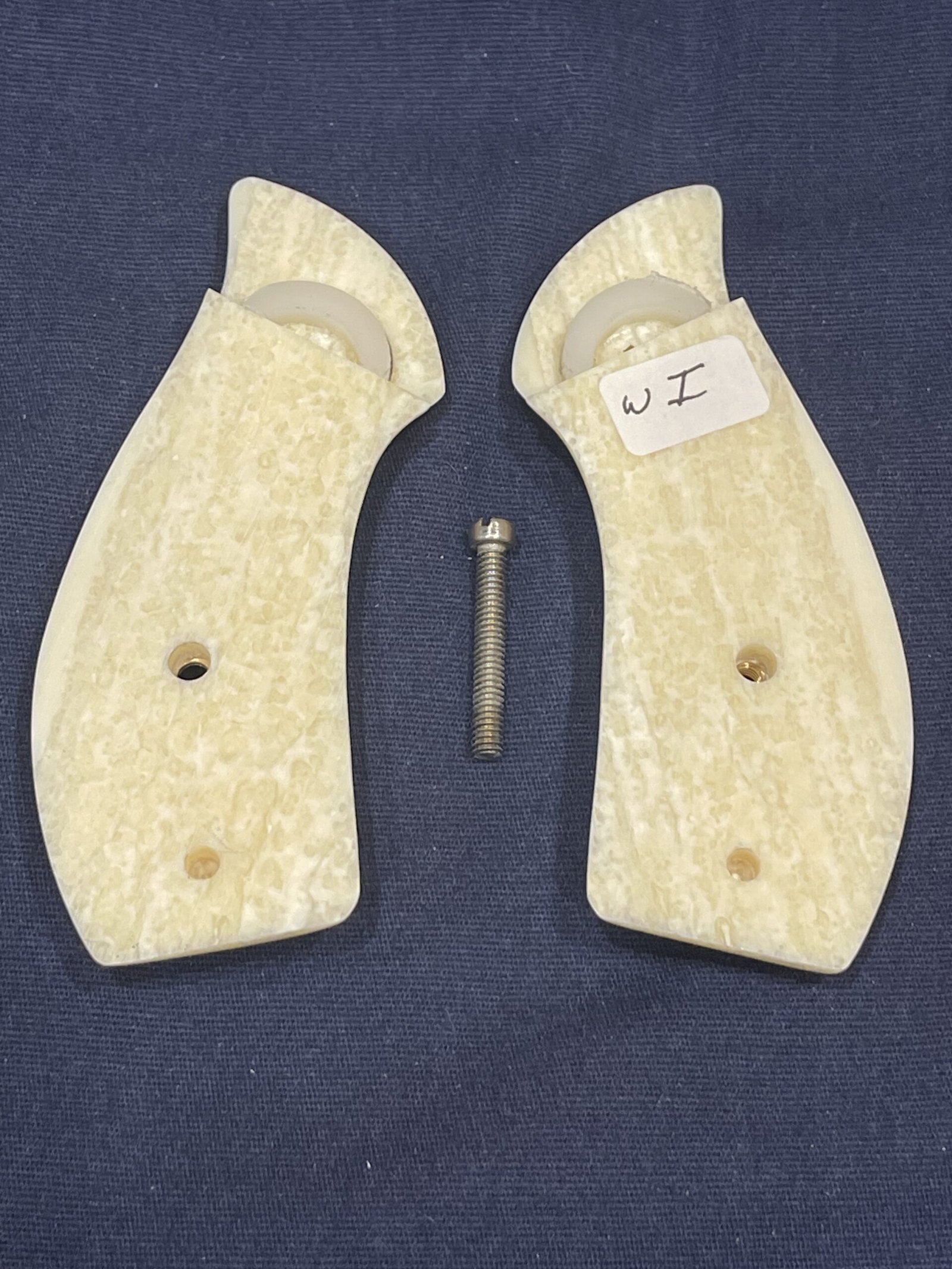 J FRAME ROUND BUTT FOSSILIZED WALRUS IVORY GRIPS JWI4 - Image 3
