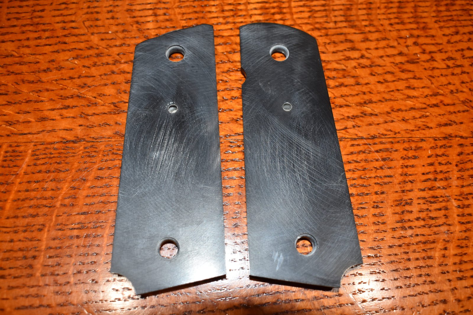 COLT 1911 CHECKERED BUFFALO HORN GRIPS 1911BH15 - Image 4