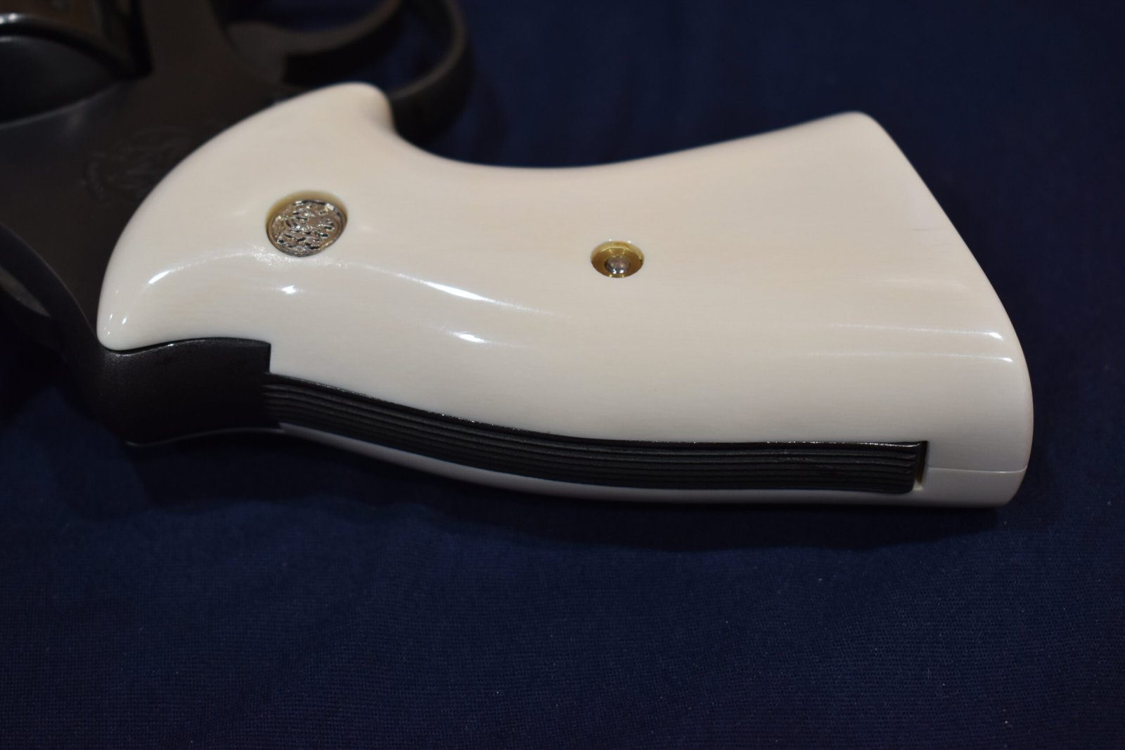 SMITH & WESSON N FRAME SQUARE BUTT TARGET IVORY GRIPS NSQTI1 OHIO SALES ONLY - Image 6
