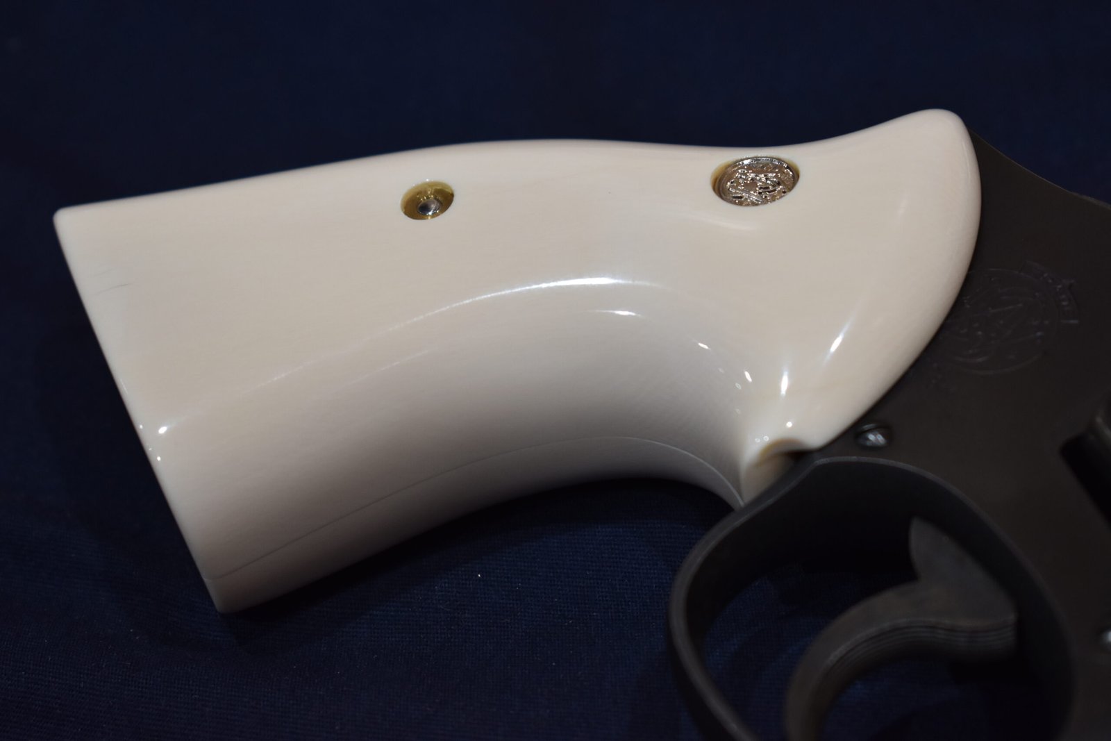 SMITH & WESSON N FRAME SQUARE BUTT TARGET IVORY GRIPS NSQTI1 OHIO SALES ONLY - Image 7