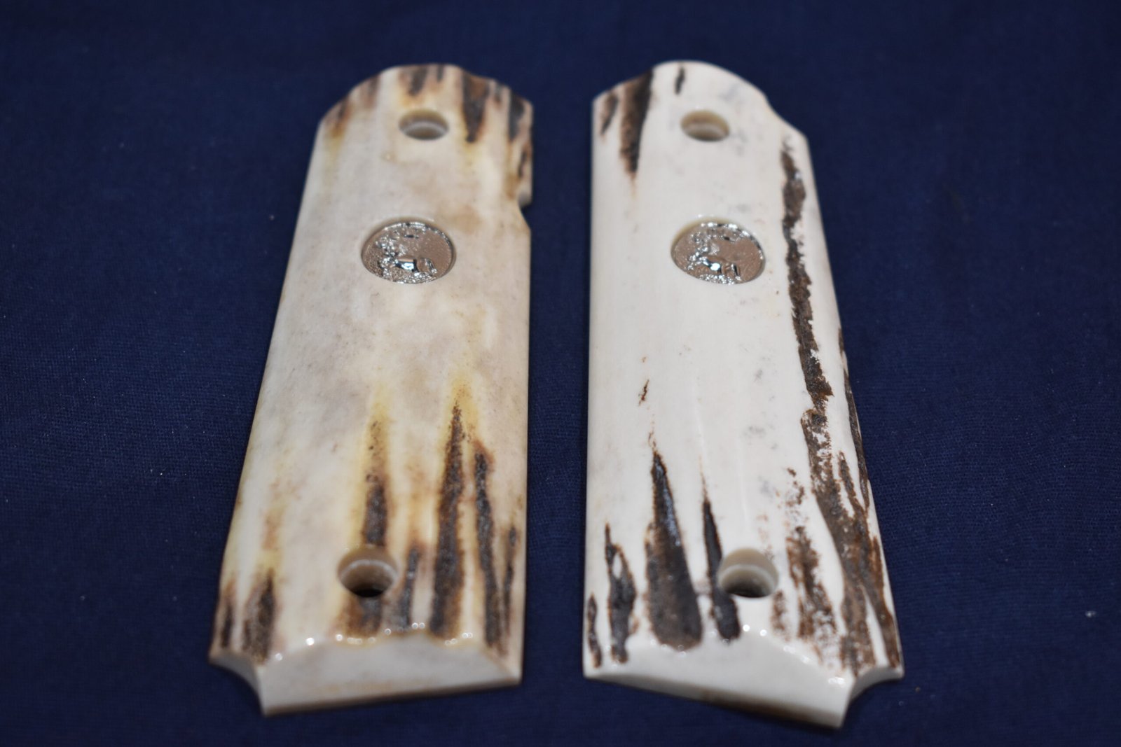 COLT 1911 SAMBAR STAG GRIPS 1911SS46 - Image 3