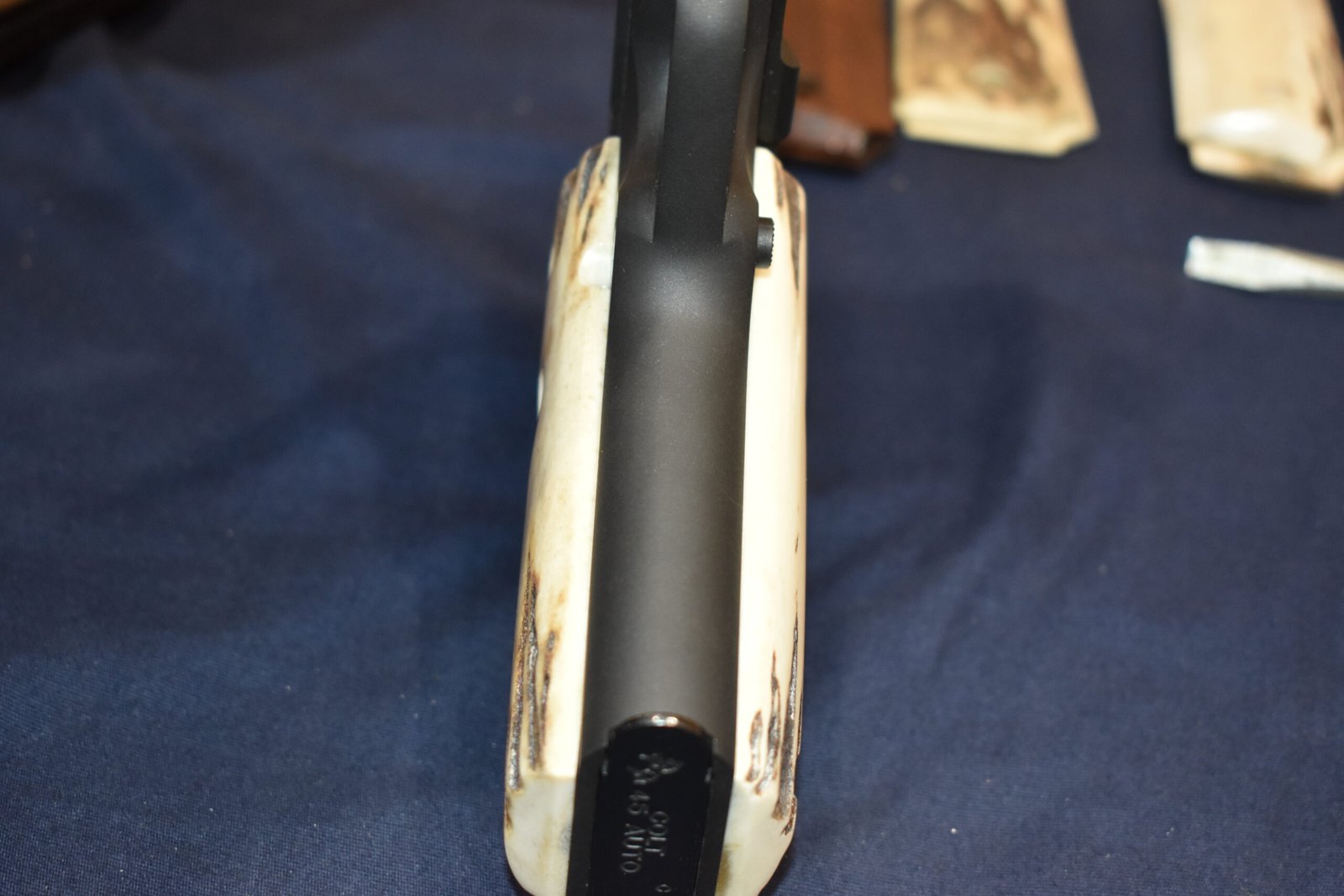 COLT 1911 SAMBAR STAG GRIPS 1911SS46 - Image 9