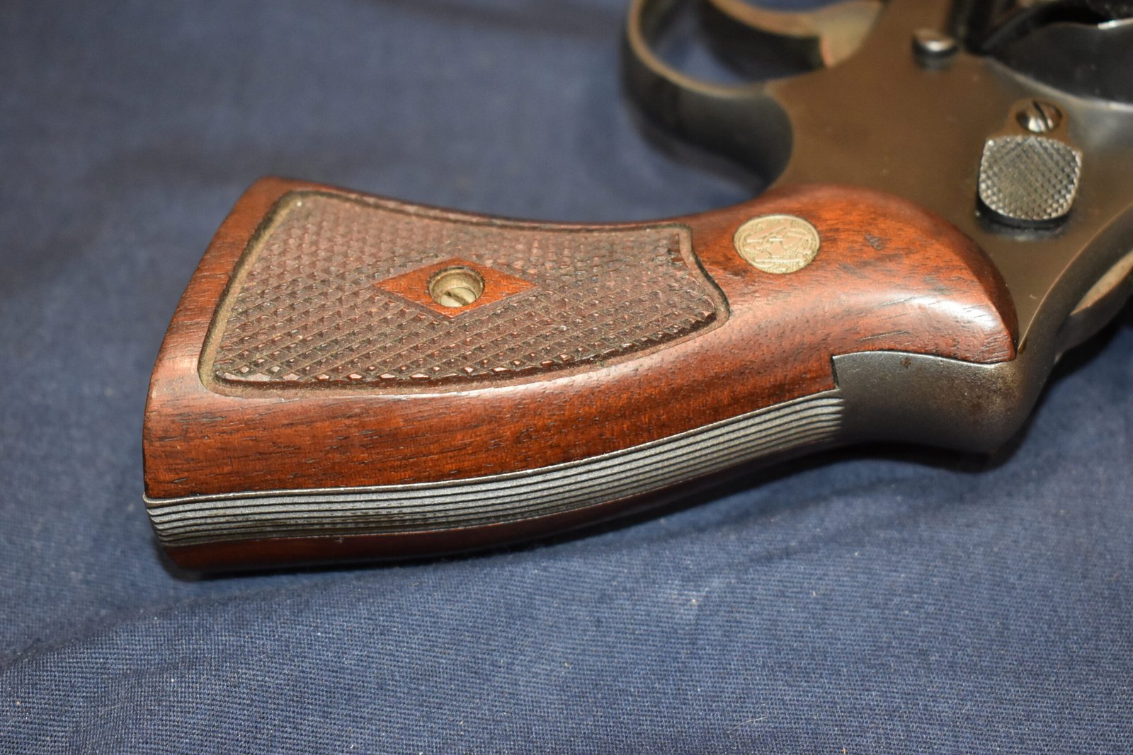 SMITH & WESSON N FRAME DIAMOND MAGNA GRIPS NDM15 - Image 7