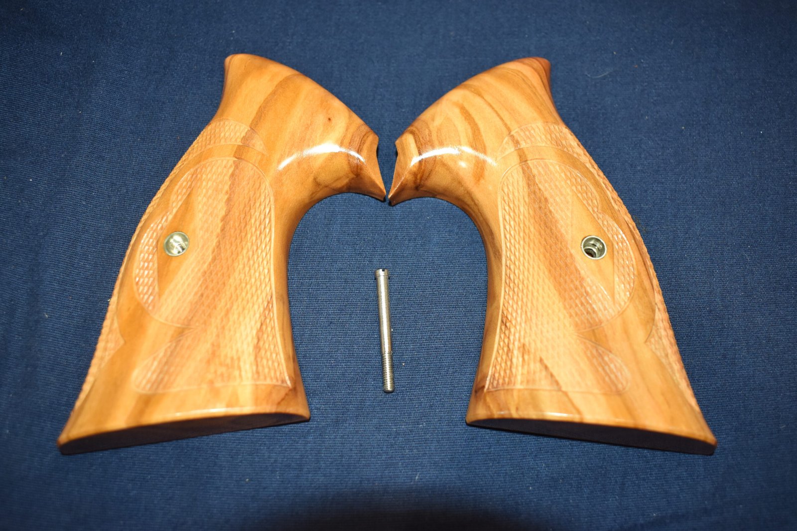 KEITH BROWN CUSTOM SMITH & WESSON K FRAME ROPER GRIPS KBKR19