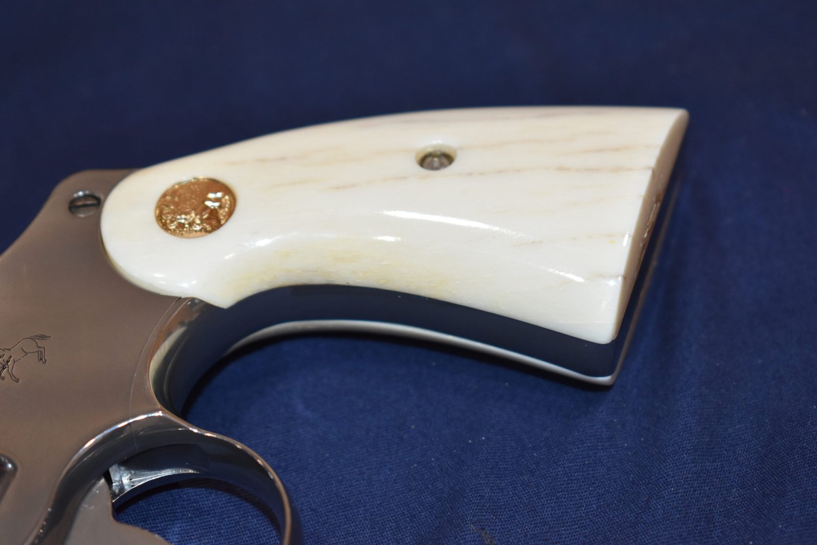 COLT PYTHON PREMIUM GRADE GIRAFFE BONE GRIPS CPGB21 - Image 15