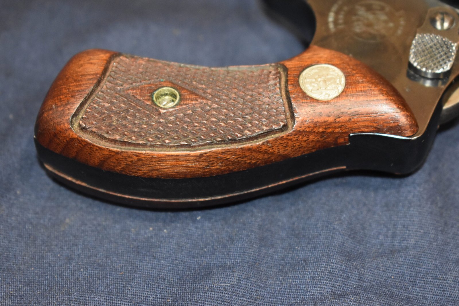 SMITH & WESSON J FRAME DIAMOND MAGNA GRIPS JDM10 - Image 6