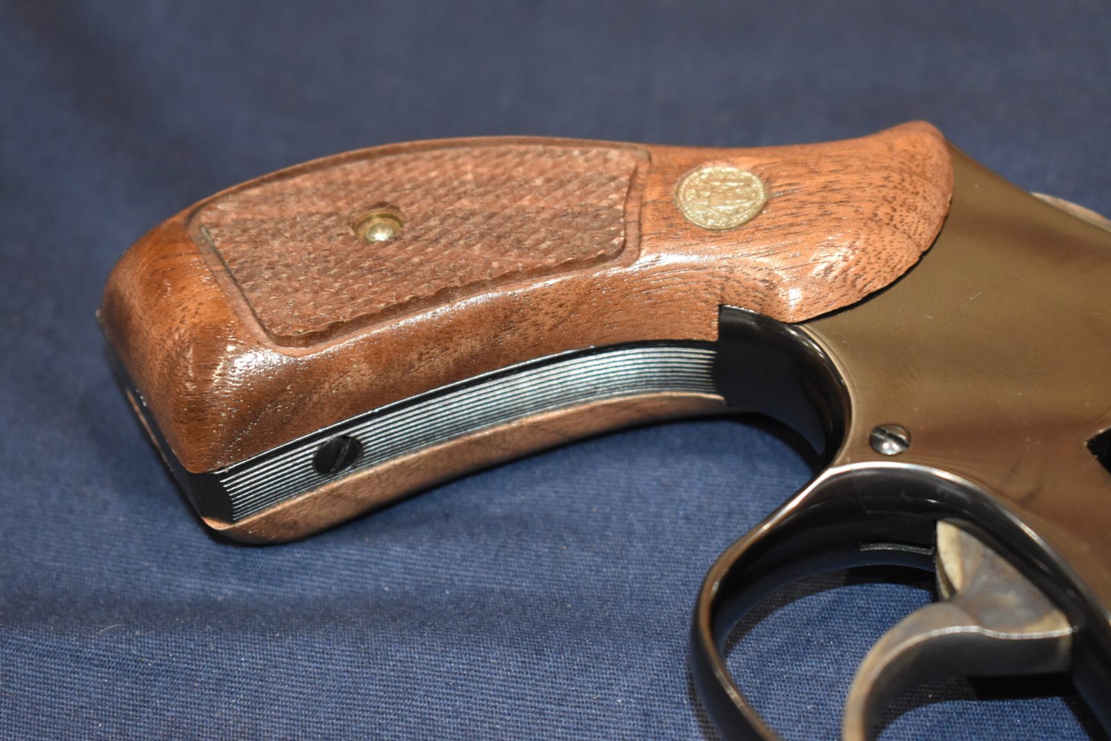 SMITH & WESSON K FRAME SQUARE BUTT FACTORY MAGNA GRIPS KRBM12 - Image 13