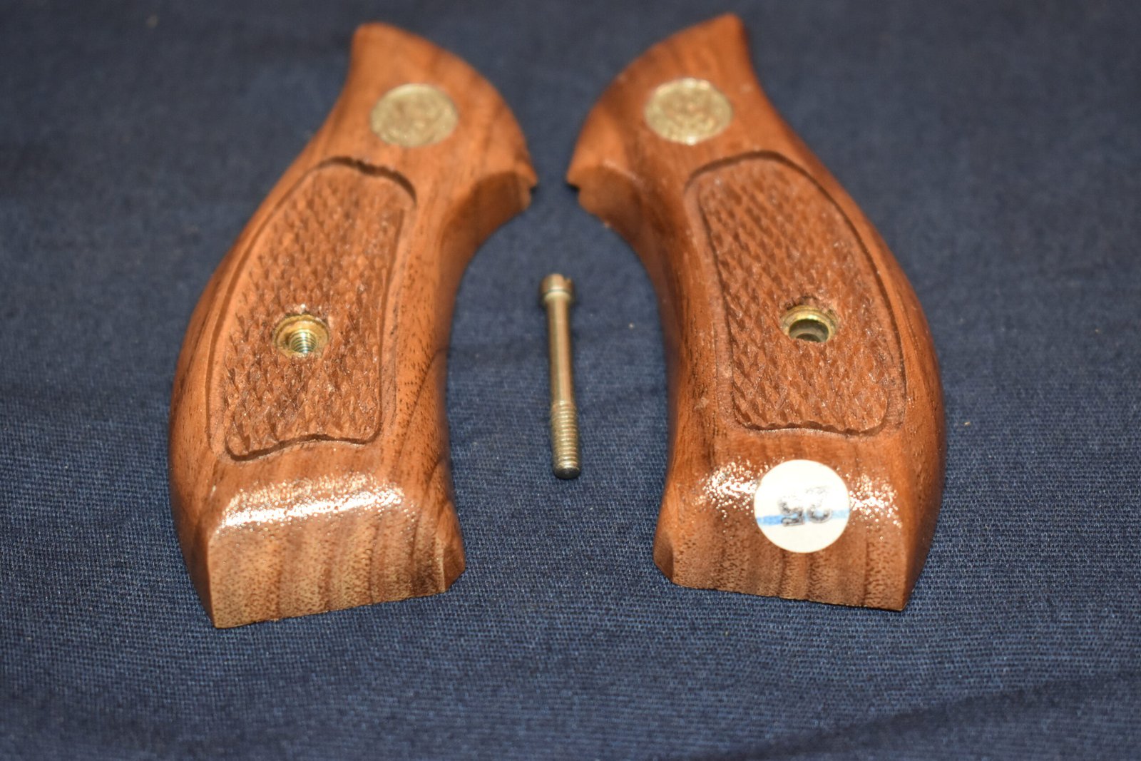 SMITH & WESSON J FRAME MAGNA GRIPS JRBM9 - Image 3