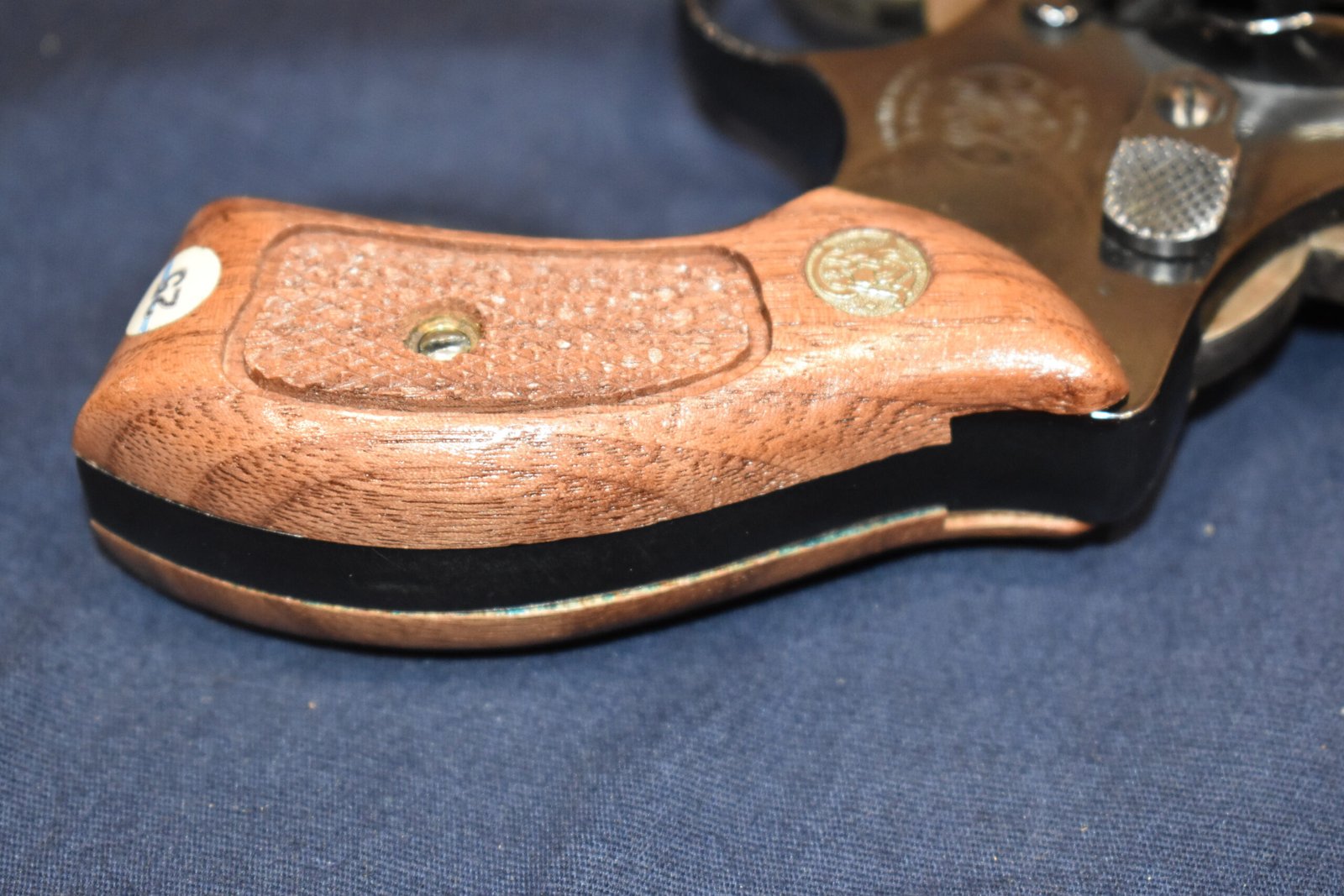SMITH & WESSON J FRAME MAGNA GRIPS JRBM9 - Image 6