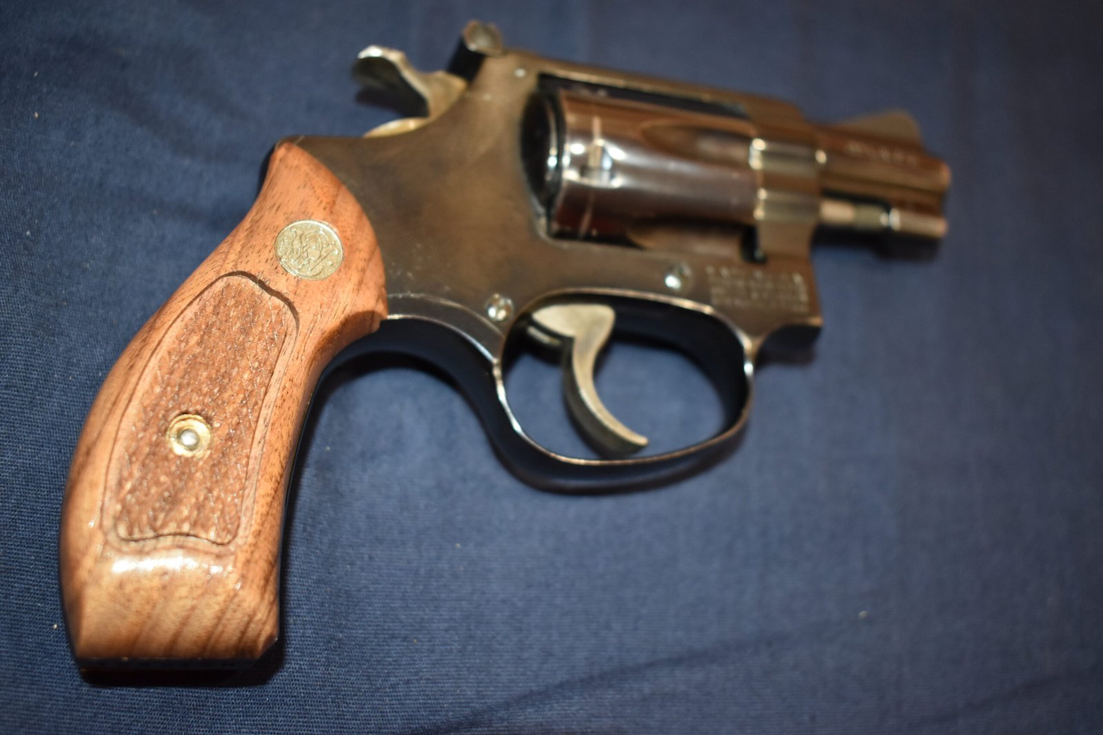 SMITH & WESSON J FRAME MAGNA GRIPS JRBM9 - Image 8