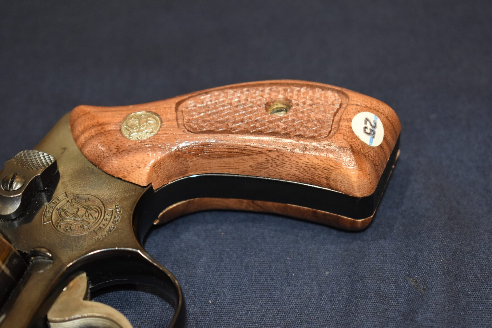 SMITH & WESSON J FRAME MAGNA GRIPS JRBM9 - Image 13