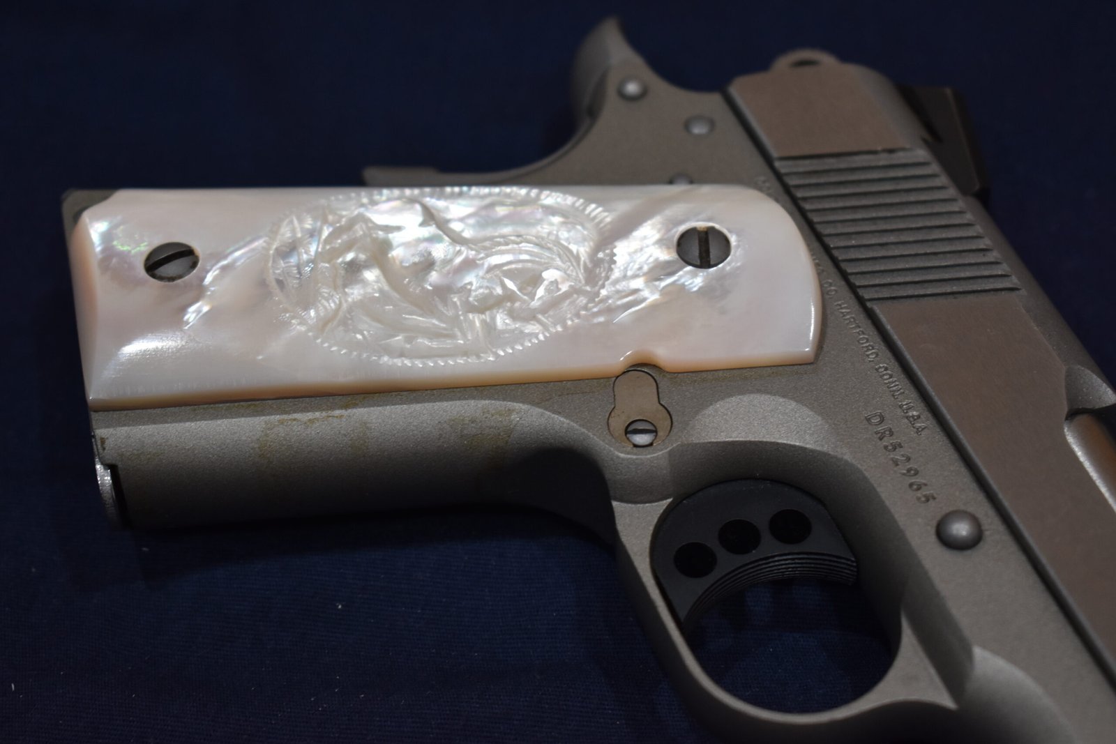 COLT 1911 OFFICER'S MODEL CARVED MOTHER OF PEARL GRIPS 1911OMMOP3 - Image 13