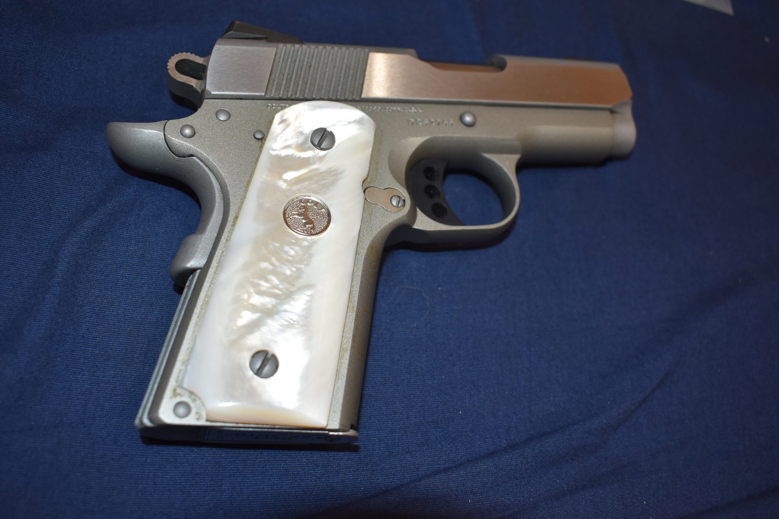 COLT 1911 OFFICER'S MODEL MOTHER OF PEARL GRIPS 1911OMMOP4 - Image 8