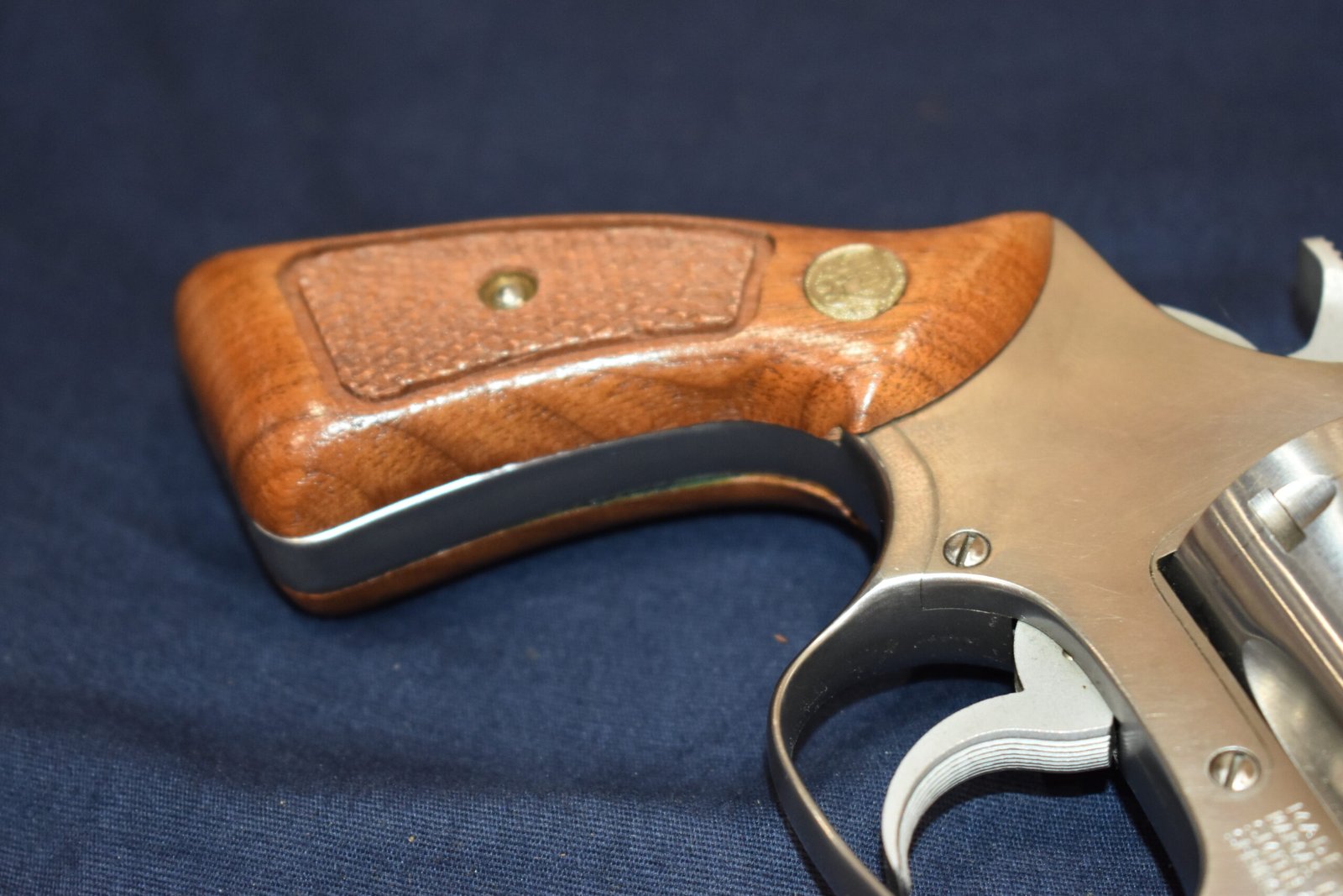 SMITH & WESSON J FRAME GRIPS JSQM7 - Image 12