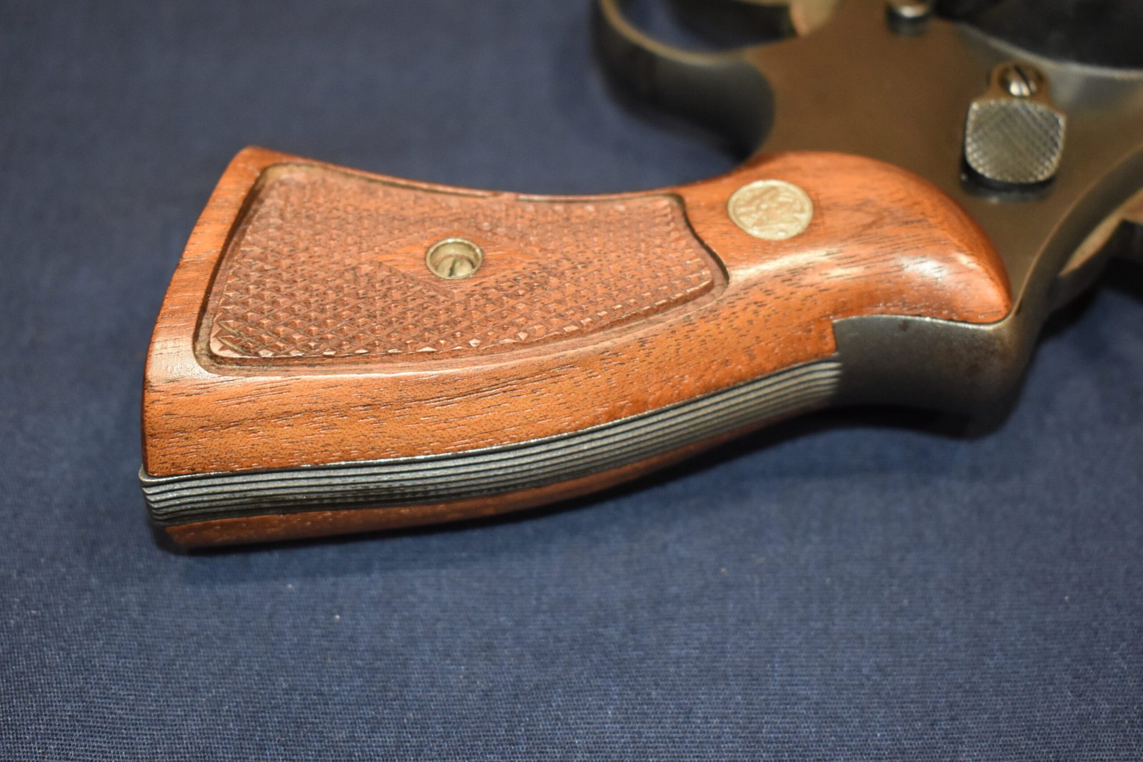 SMITH & WESSON N FRAME DIAMOND MAGNA GRIPS NDM16 - Image 6
