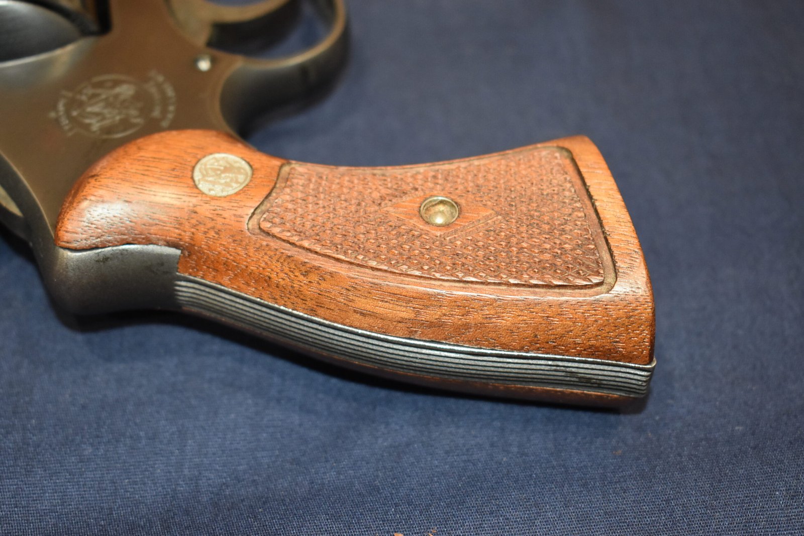 SMITH & WESSON N FRAME DIAMOND MAGNA GRIPS NDM16 - Image 7