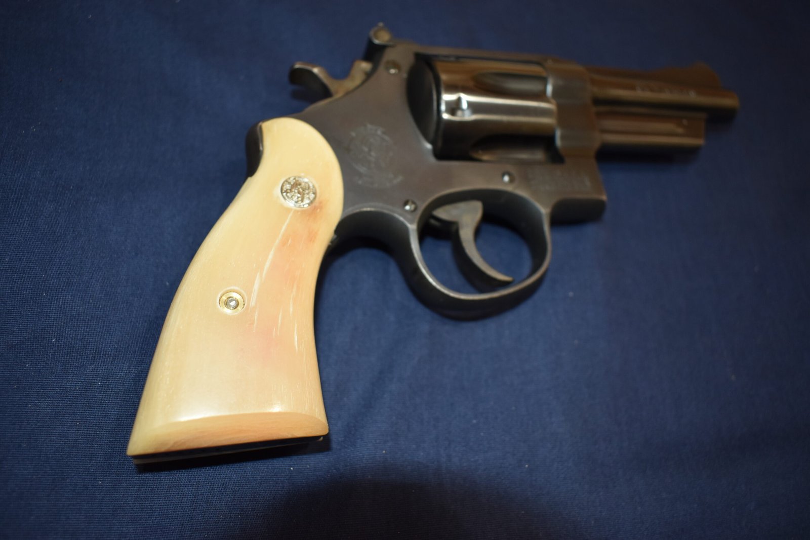 SMITH & WESSON N FRAME BIG HORN SHEEP GRIPS SWNBHS1 - Image 8