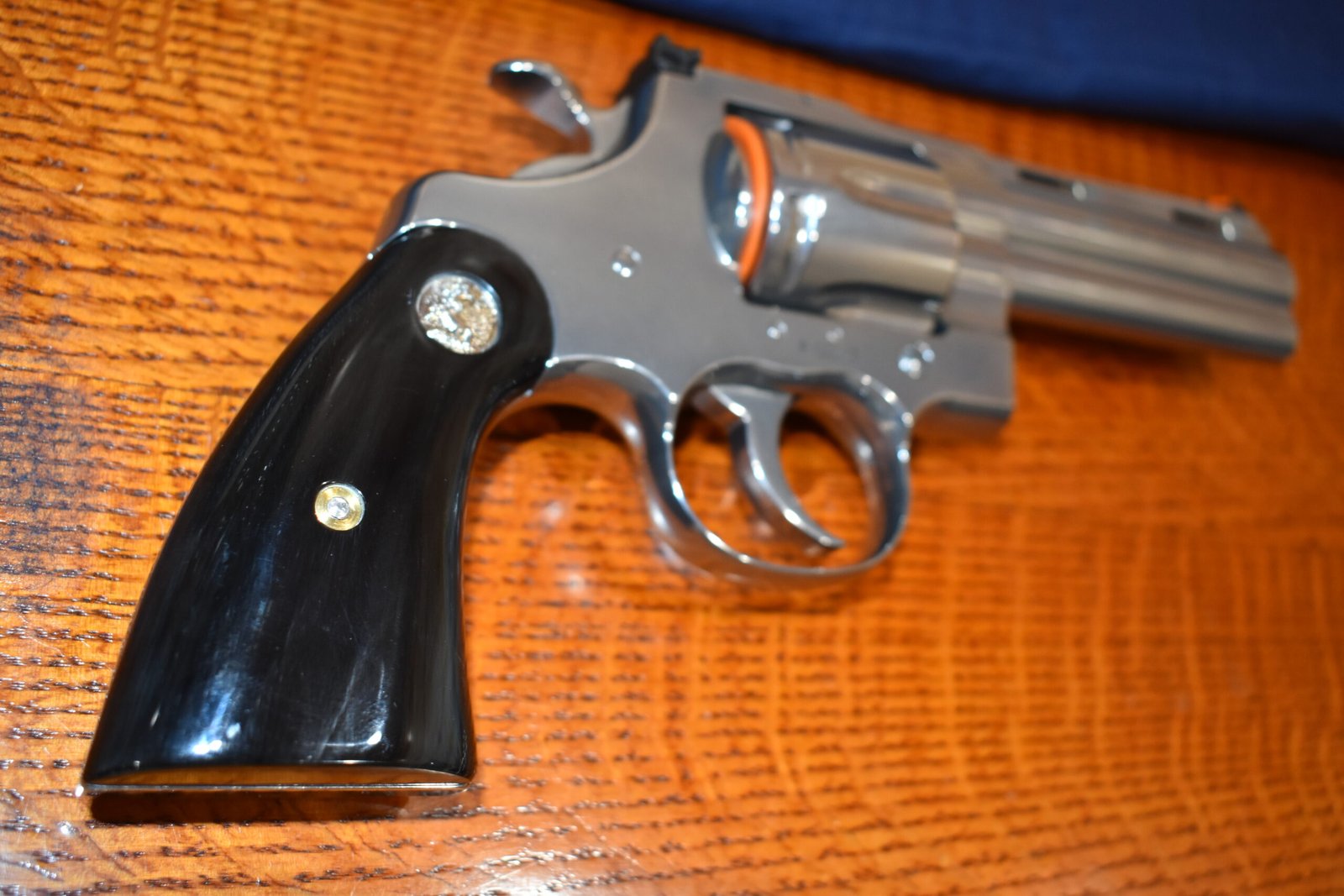 COLT PYTHON PREMIUM GRADE BUFFALO HORN GRIPS CPBH3 - Image 8