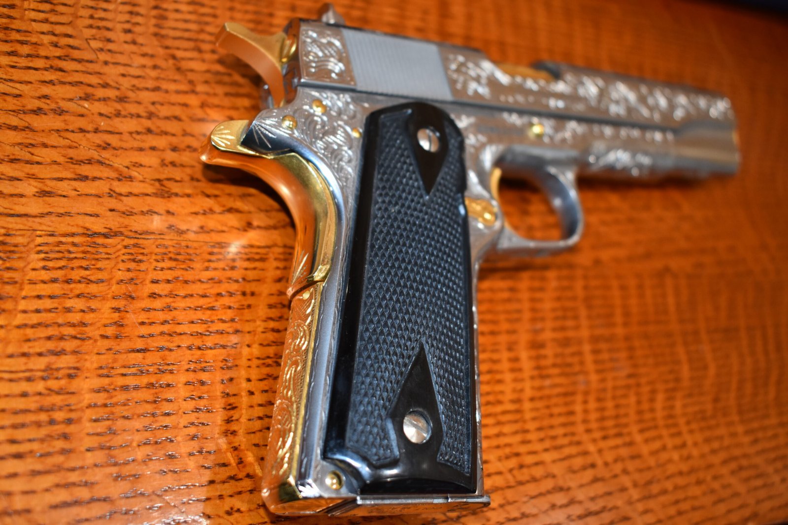 COLT 1911 CHECKERED BUFFALO HORN GRIPS 1911BH16 - Image 8