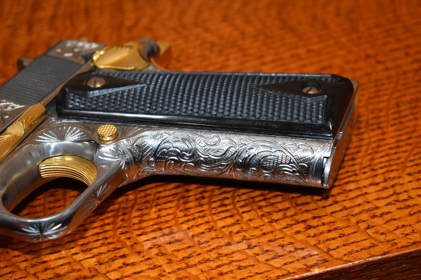COLT 1911 CHECKERED BUFFALO HORN GRIPS 1911BH16 - Image 13