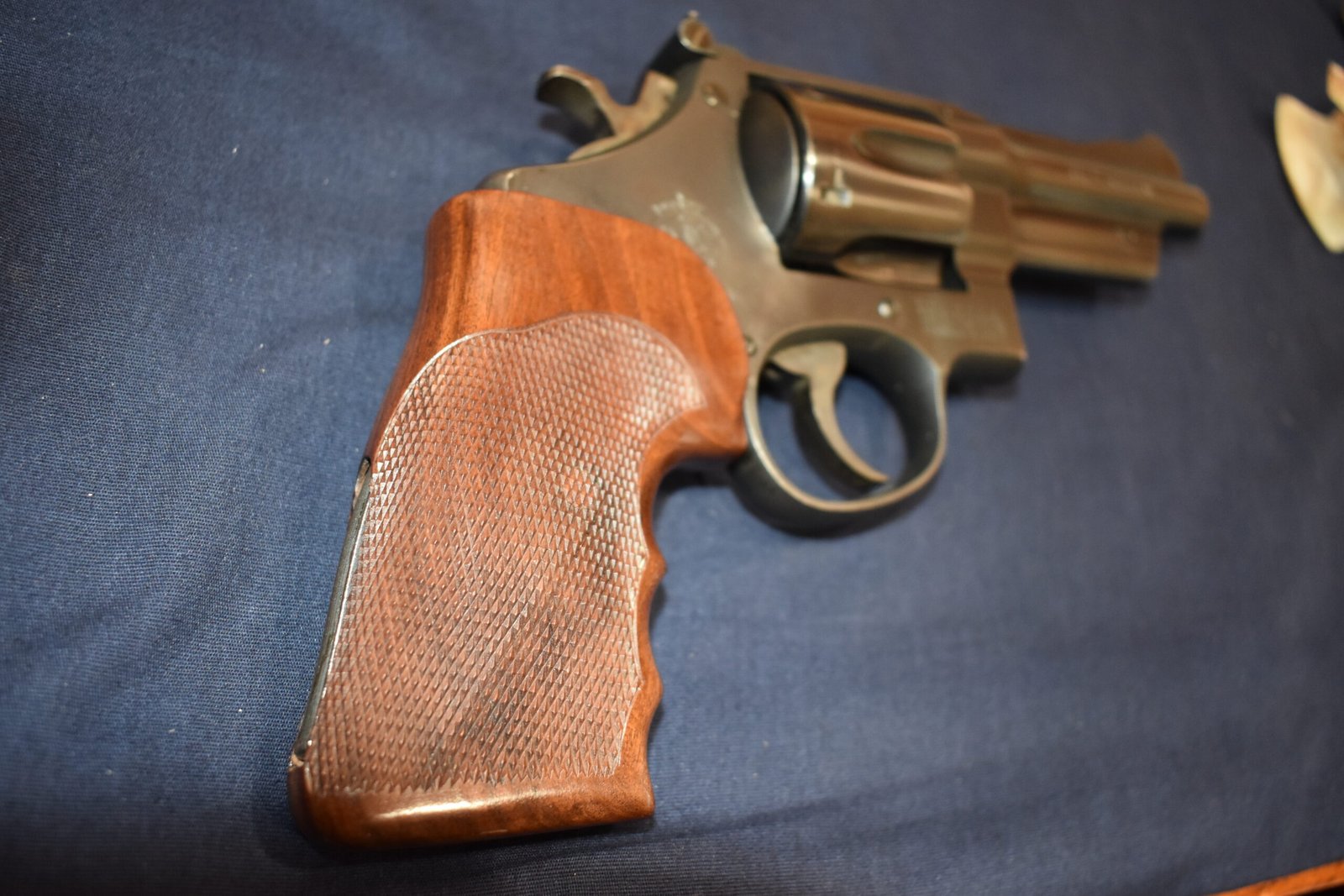 SMITH & WESSON N FRAME FUZZY FARRANT CUSTOM GRIPS SWNFF8 - Image 8