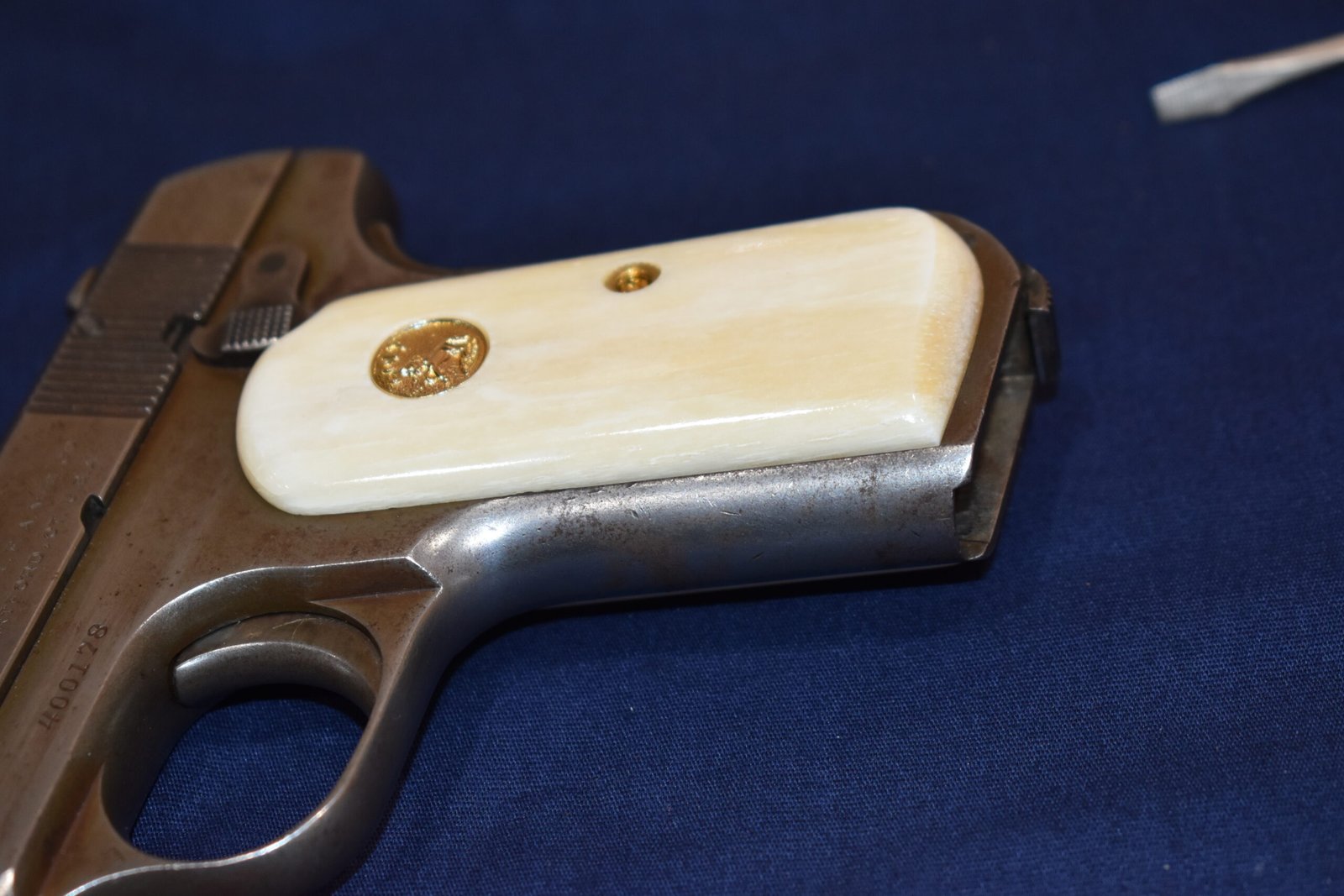 COLT 19803 / 1908 POCKET HAMMERLESS PREMIUM GRADE GIRAFFE BONE GRIPS 1903GB8 - Image 13