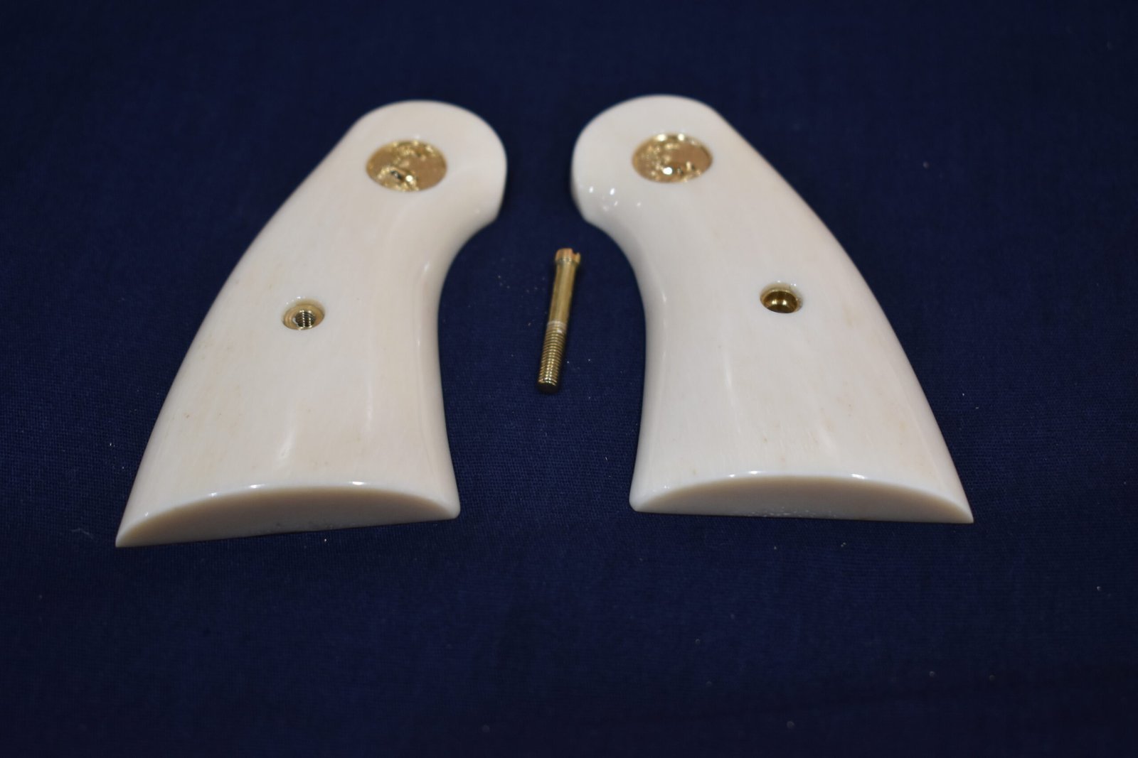 COLT PYTHON PREMIUM GRADE GIRAFFE BONE GRIPS CPGB24 - Image 3