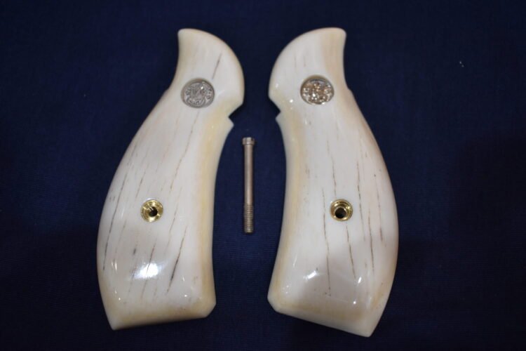 SMITH & WESSON K OR L FRAME ROUND BUTT PREMIUM GRADE GIRAFFE BONE GRIPS KRBGB15