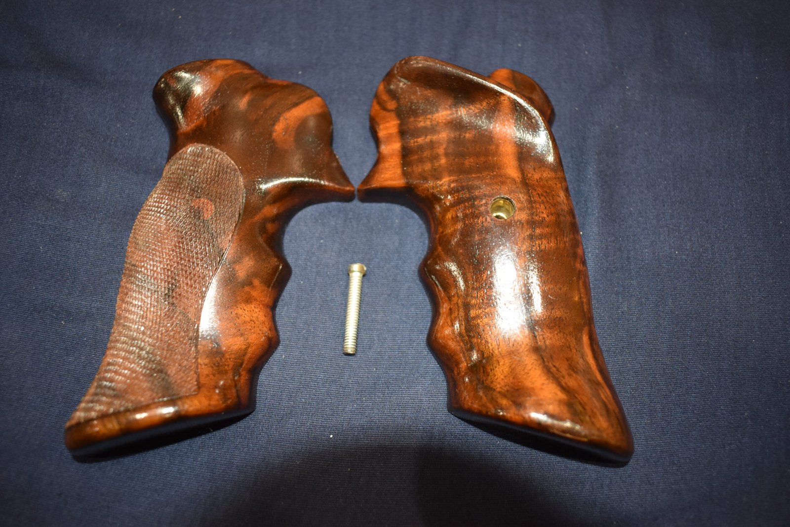 SMITH & WESSON K FRAME JOHN HURST CUSTOM GRIPS SWKJH4