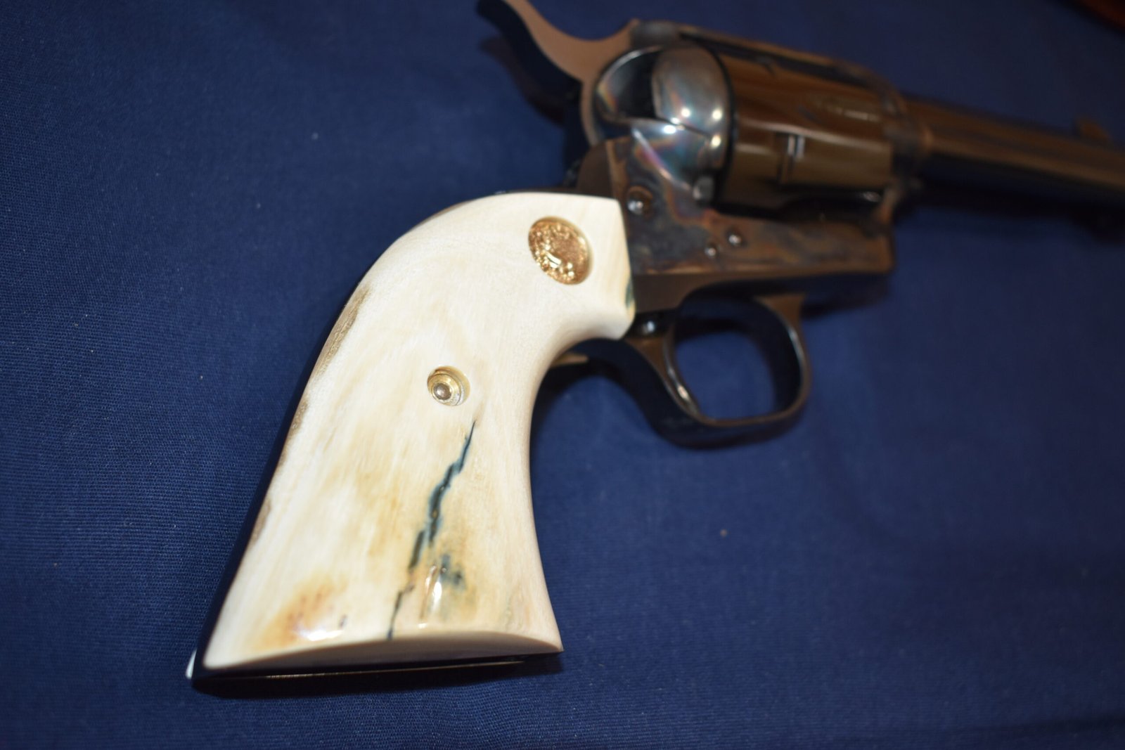 COLT SINGLE ACTION ARMY (S.A.A.) MAMMOTH IVORY GRIPS SAAMI23 - Image 8