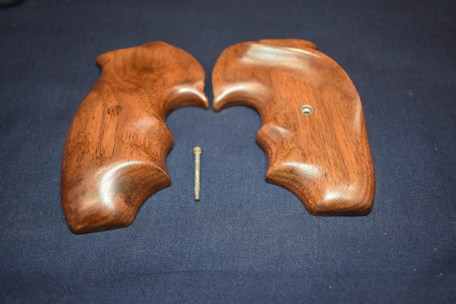 SMITH & WESSON J FRAME FUZZY FARRANT CUSTOM GRIPS SWJFF6 - Image 3