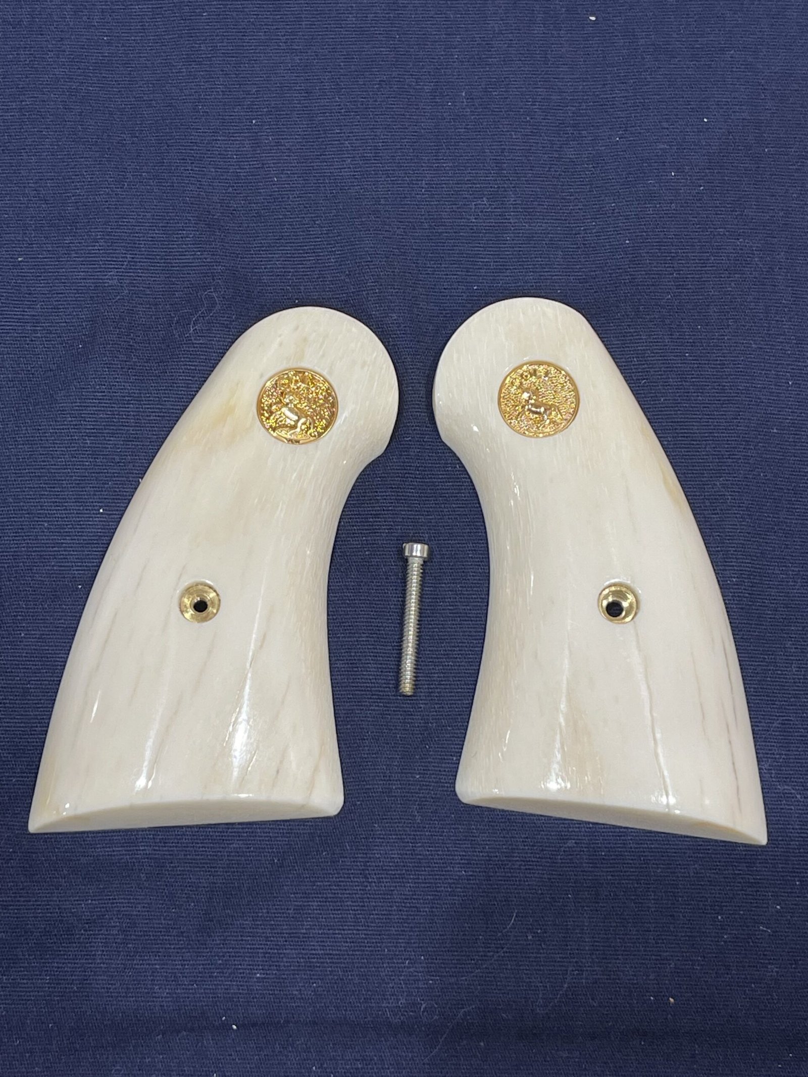 COLT PYTHON PREMIUM GRADE GIRAFFE BONE GRIPS CPGB25