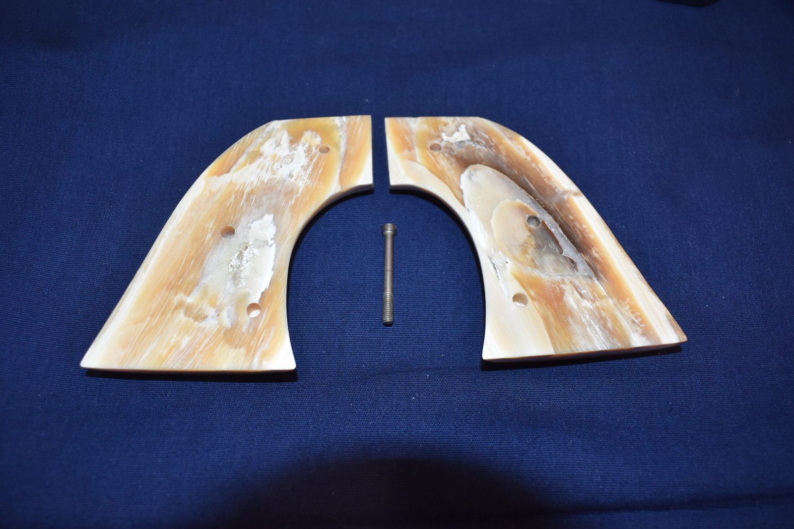 COLT SINGLE ACTION ARMY (S.A.A.) MAMMOTH IVORY GRIPS SAAMI23 - Image 4