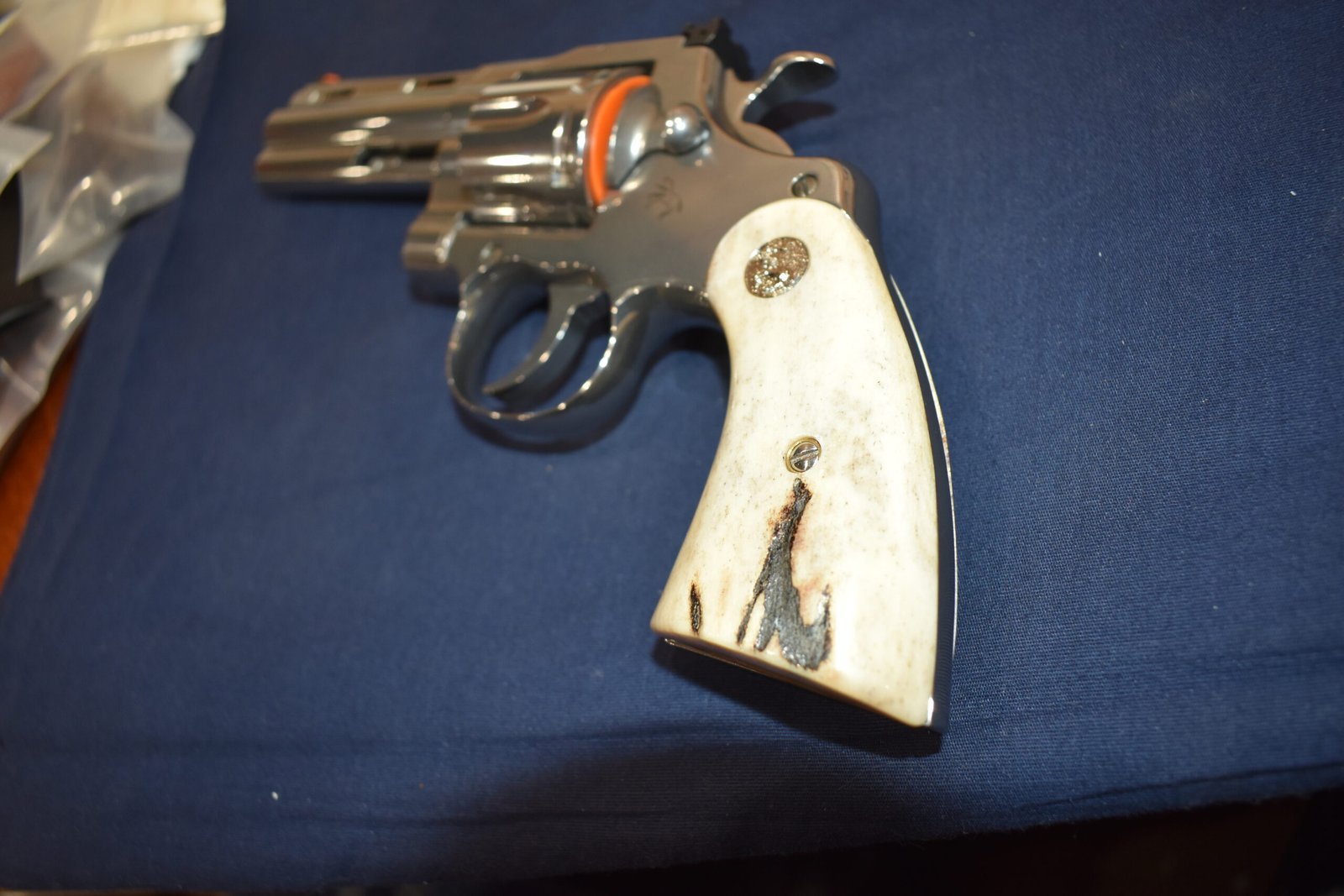 COLT PYTHON SAMBAR STAG GRIPS CPSS36 - Image 5