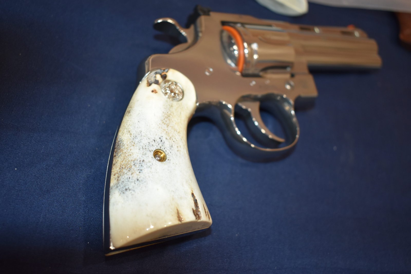 COLT PYTHON SAMBAR STAG GRIPS CPSS36 - Image 8