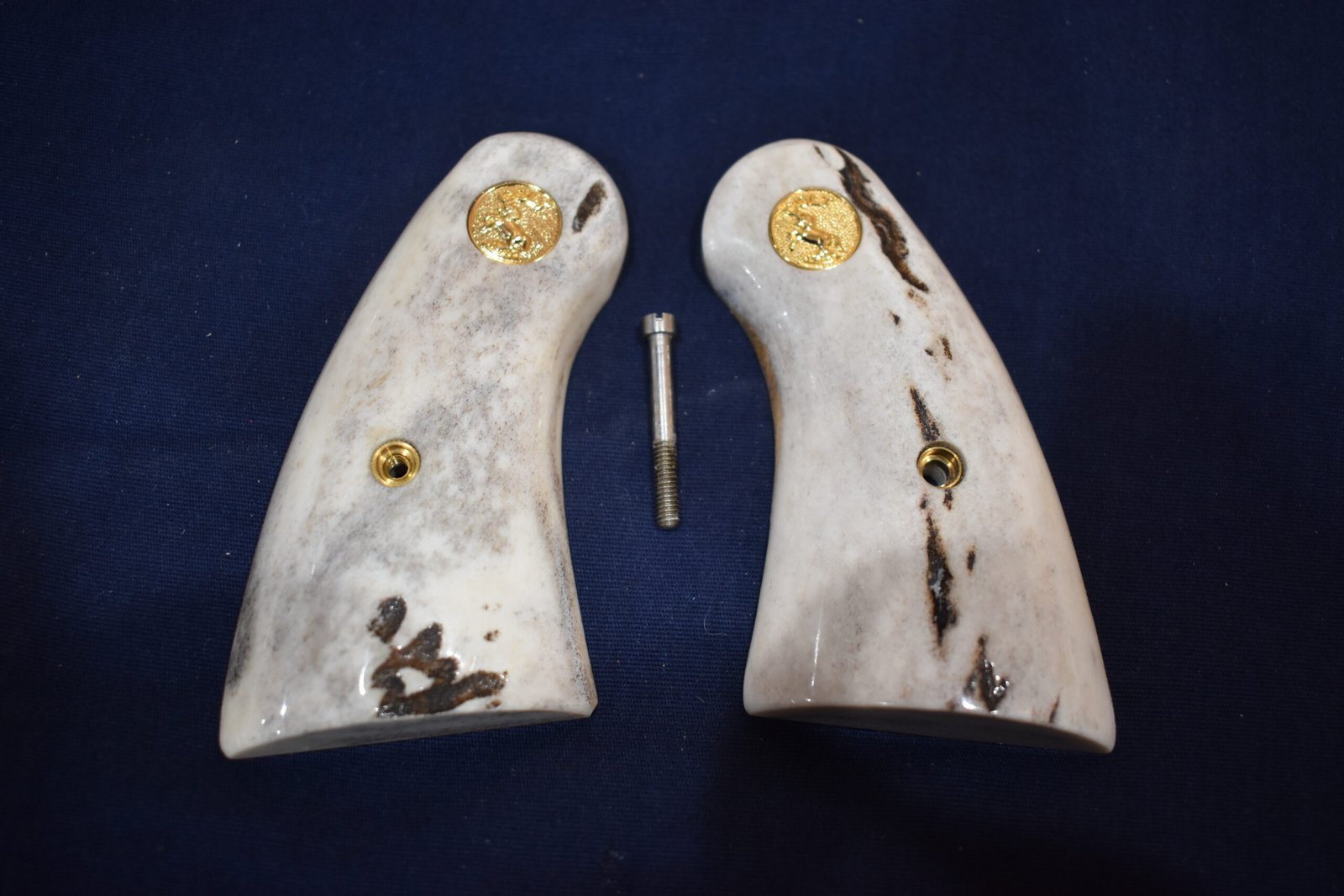 COLT PYTHON SAMBAR STAG GRIPS CPSS37
