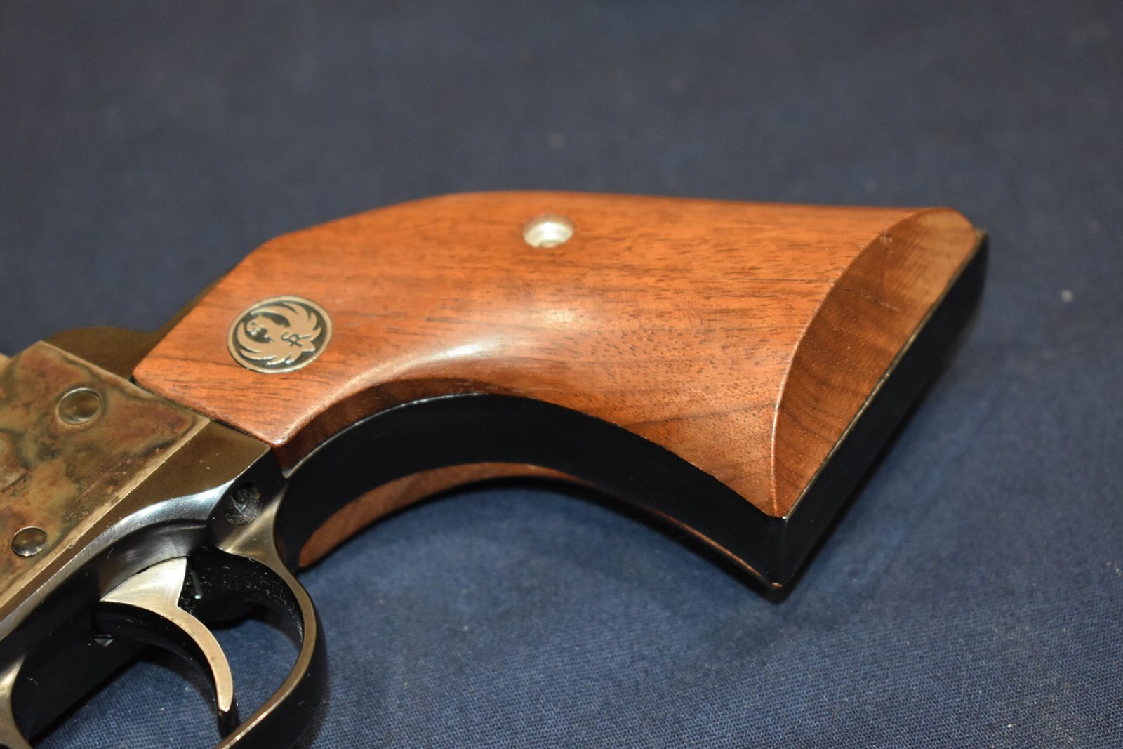 RUGER NEW MODEL BLACKHAWK / OLD VAQUERO GRIPS RBHFW2 - Image 12