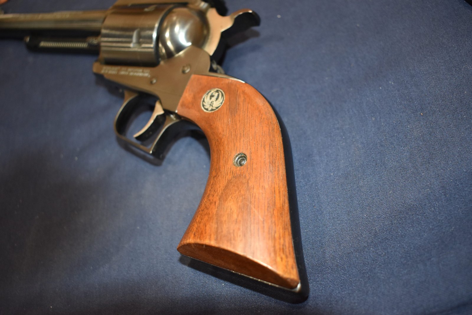 RUGER SUPER BLACKHAWK FACTORY WOOD GRIPS RSBHW2 - Image 5