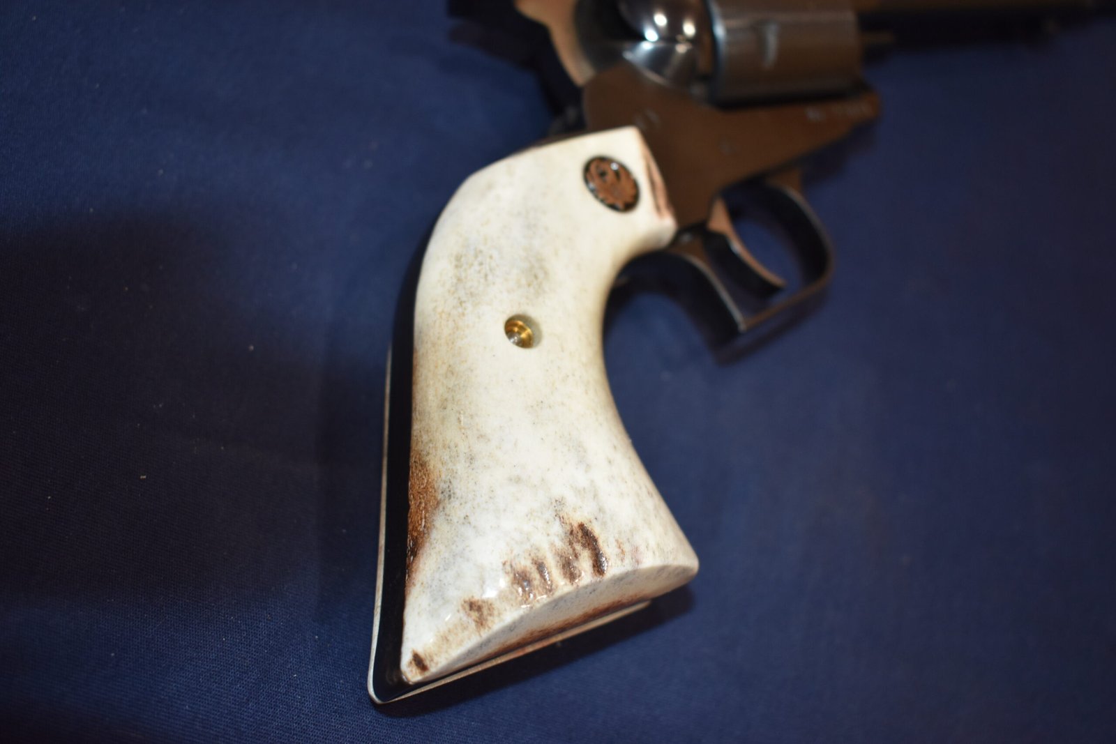 RUGER SUPER BLACKHAWK SAMBAR STAG GRIPS RSBHS12 - Image 8
