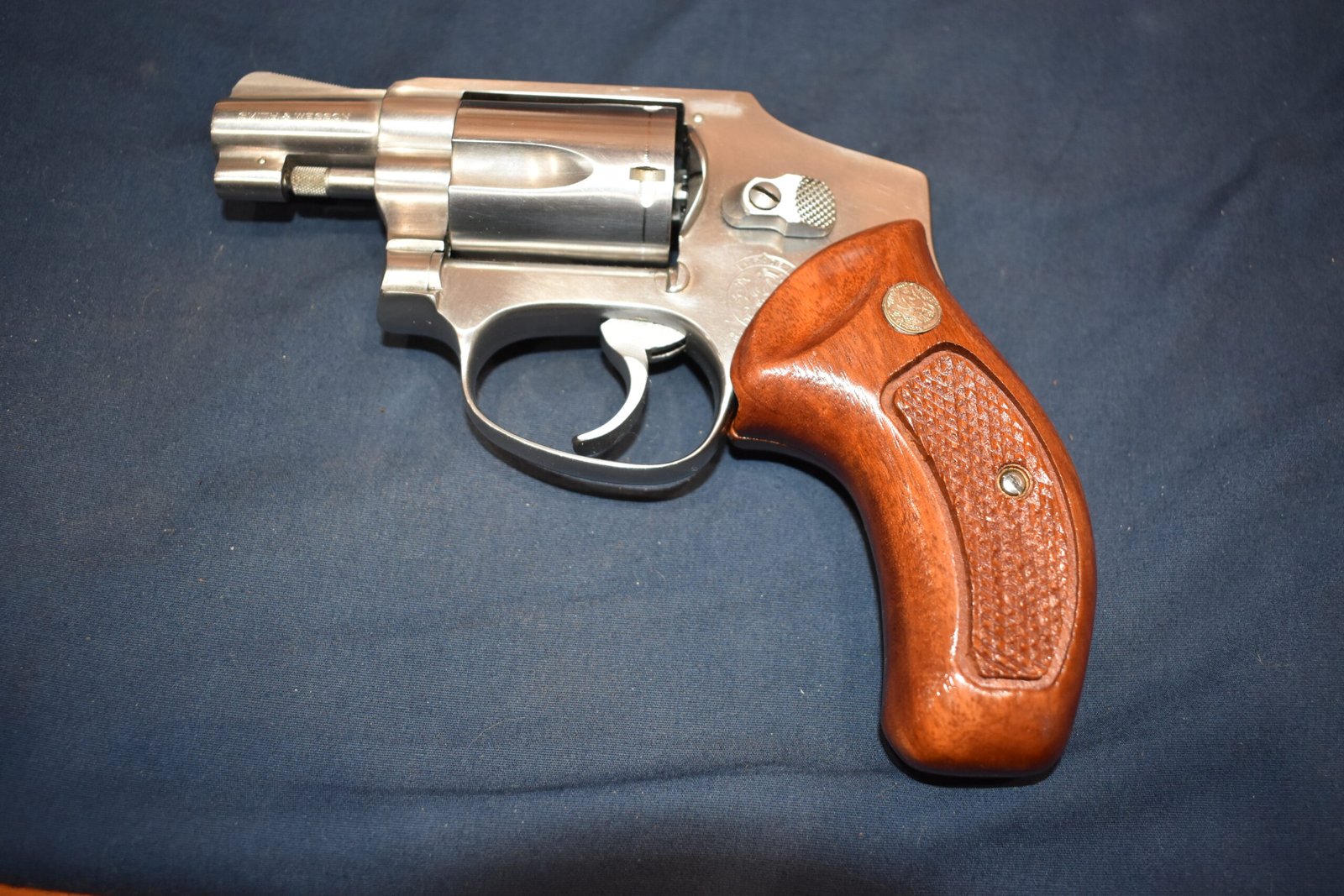 SMITH & WESSON J FRAME ROUND BUTT TARGET GRIP JRBT9 - Image 5