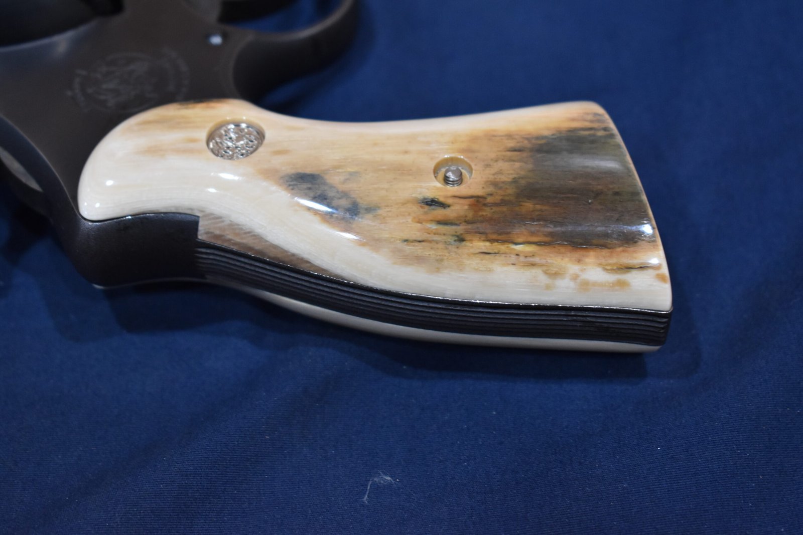 SMITH & WESSON N FRAME EXHIBITION GRADE MAMMOTH IVORY GRIPS NMI6 - Image 6