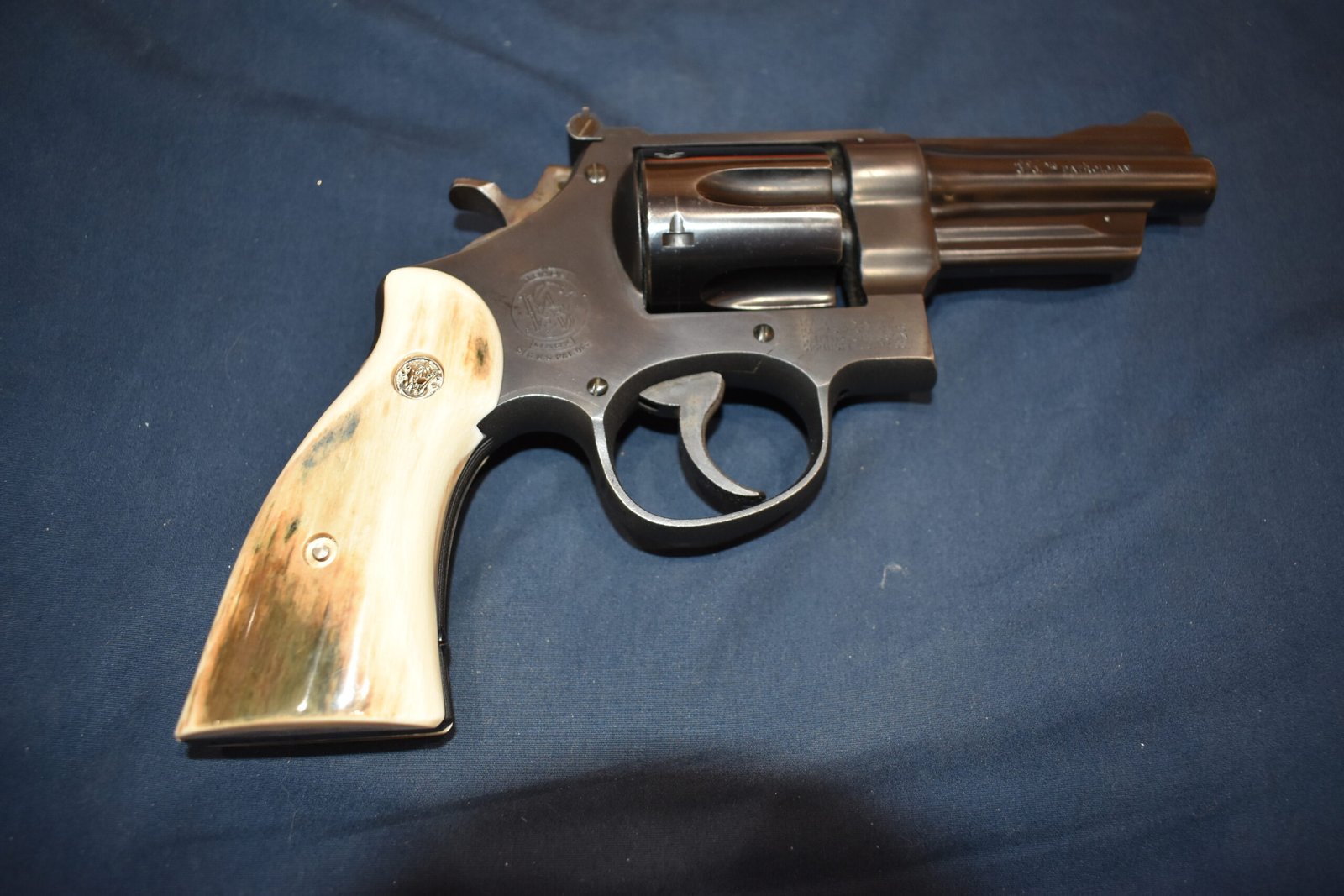 SMITH & WESSON N FRAME EXHIBITION GRADE MAMMOTH IVORY GRIPS NMI6 - Image 8