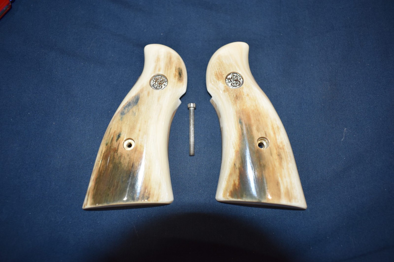 SMITH & WESSON N FRAME EXHIBITION GRADE MAMMOTH IVORY GRIPS NMI6