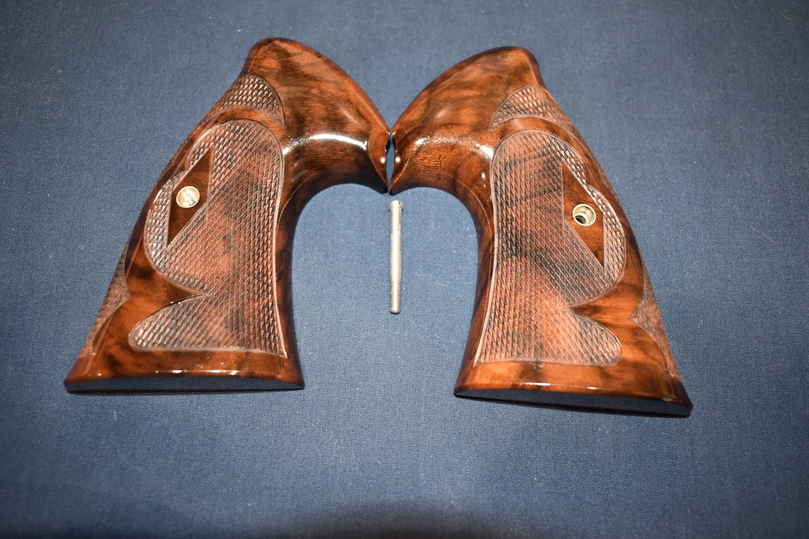 KEITH BROWN COLT PYTHON ROPER GRIPS KBPR3