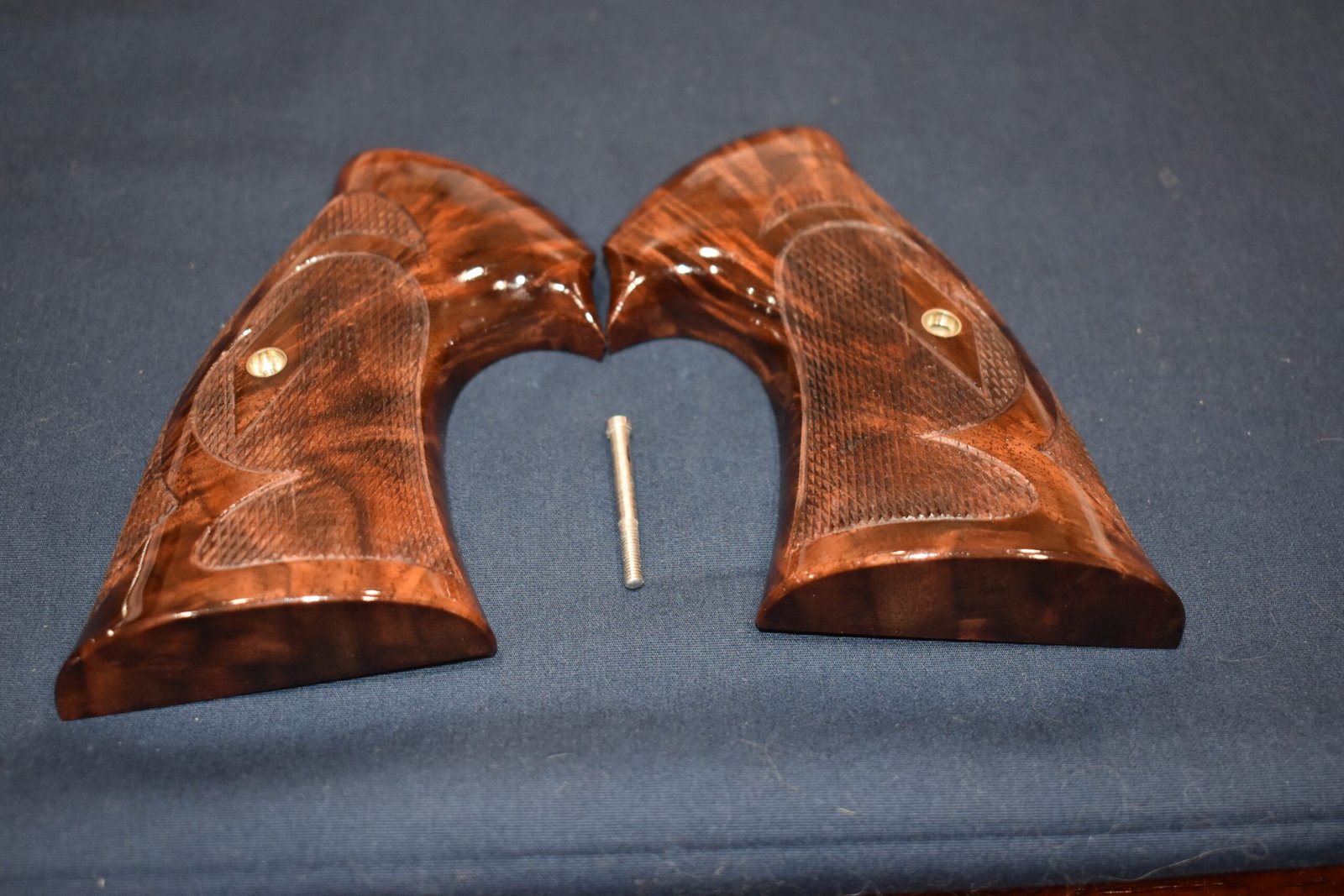 KEITH BROWN COLT PYTHON ROPER GRIPS KBPR4 - Image 3