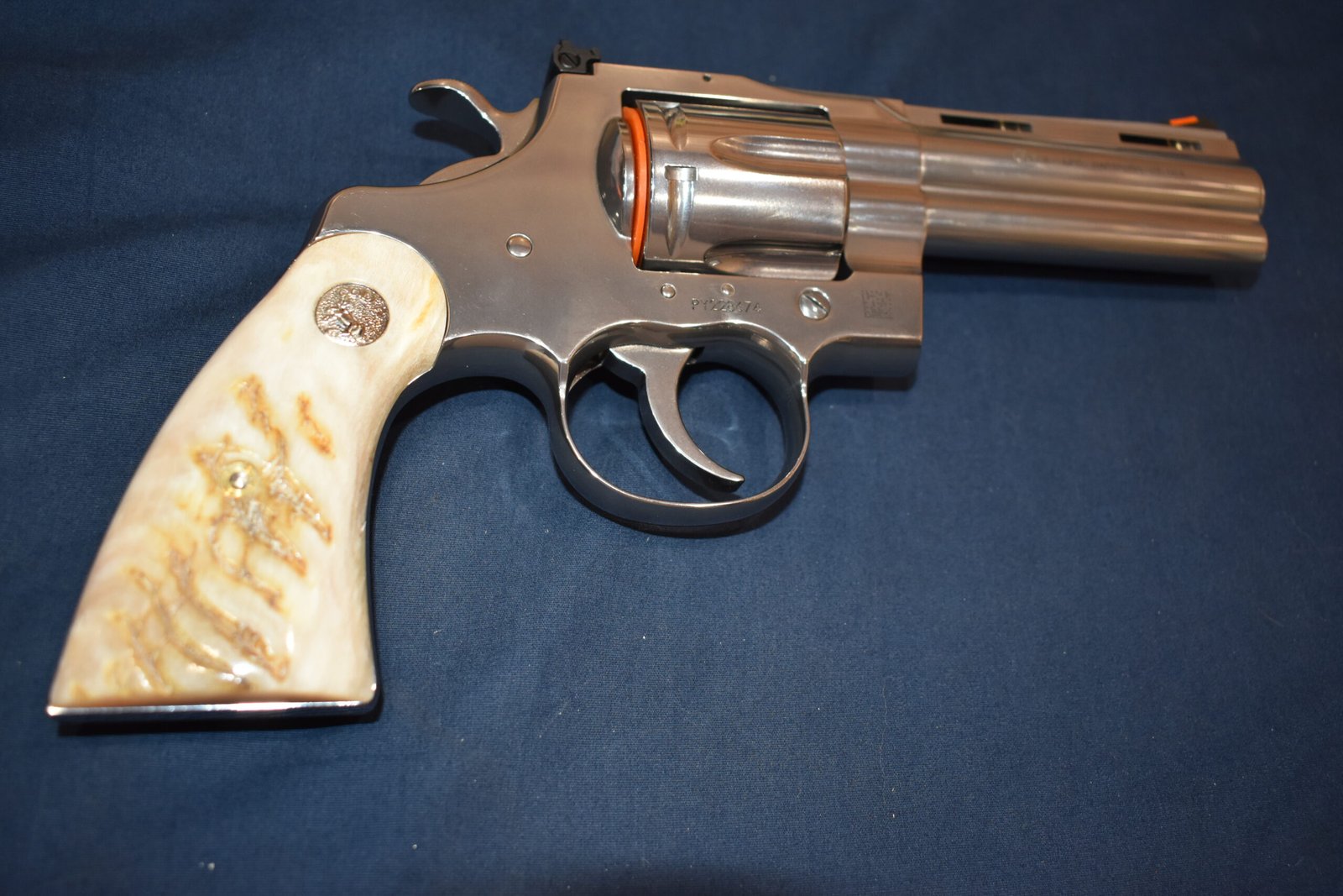 COLT PYTHON PREMIUM GRADE RAM'S HORN GRIPS CPRH14 - Image 8