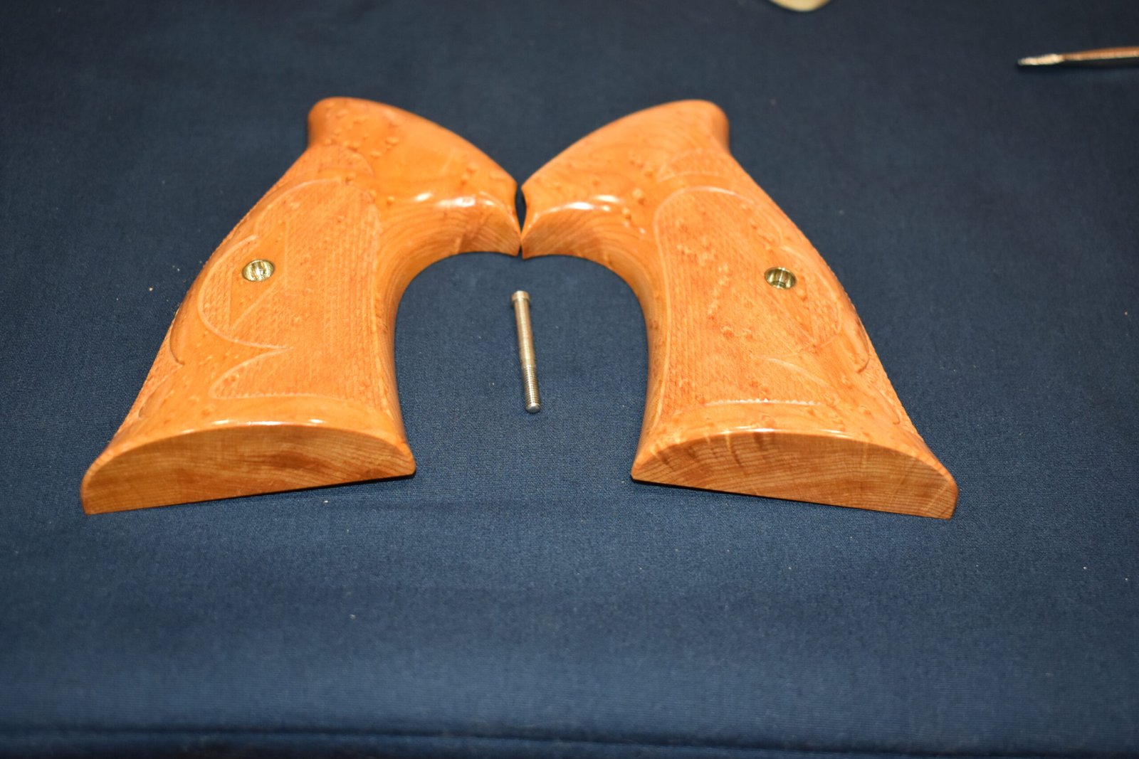 KEITH BROWN CUSTOM SMITH & WESSON N FRAME "ROPER" GRIPS KBNR50 - Image 3