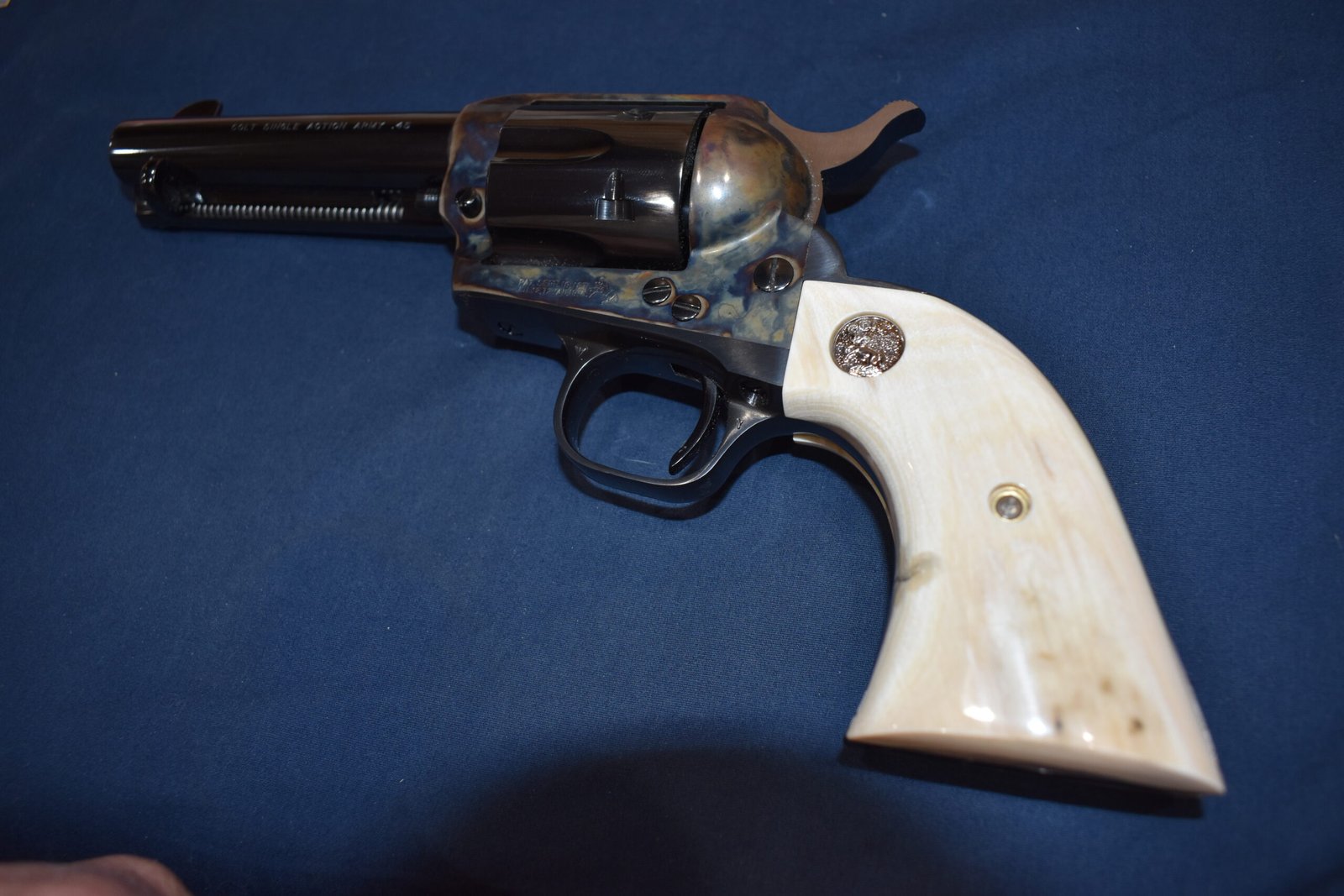 COLT SINGLE ACTION ARMY (S.A.A.) MAMMOTH IVORY GRIPS SAAMI25 - Image 6