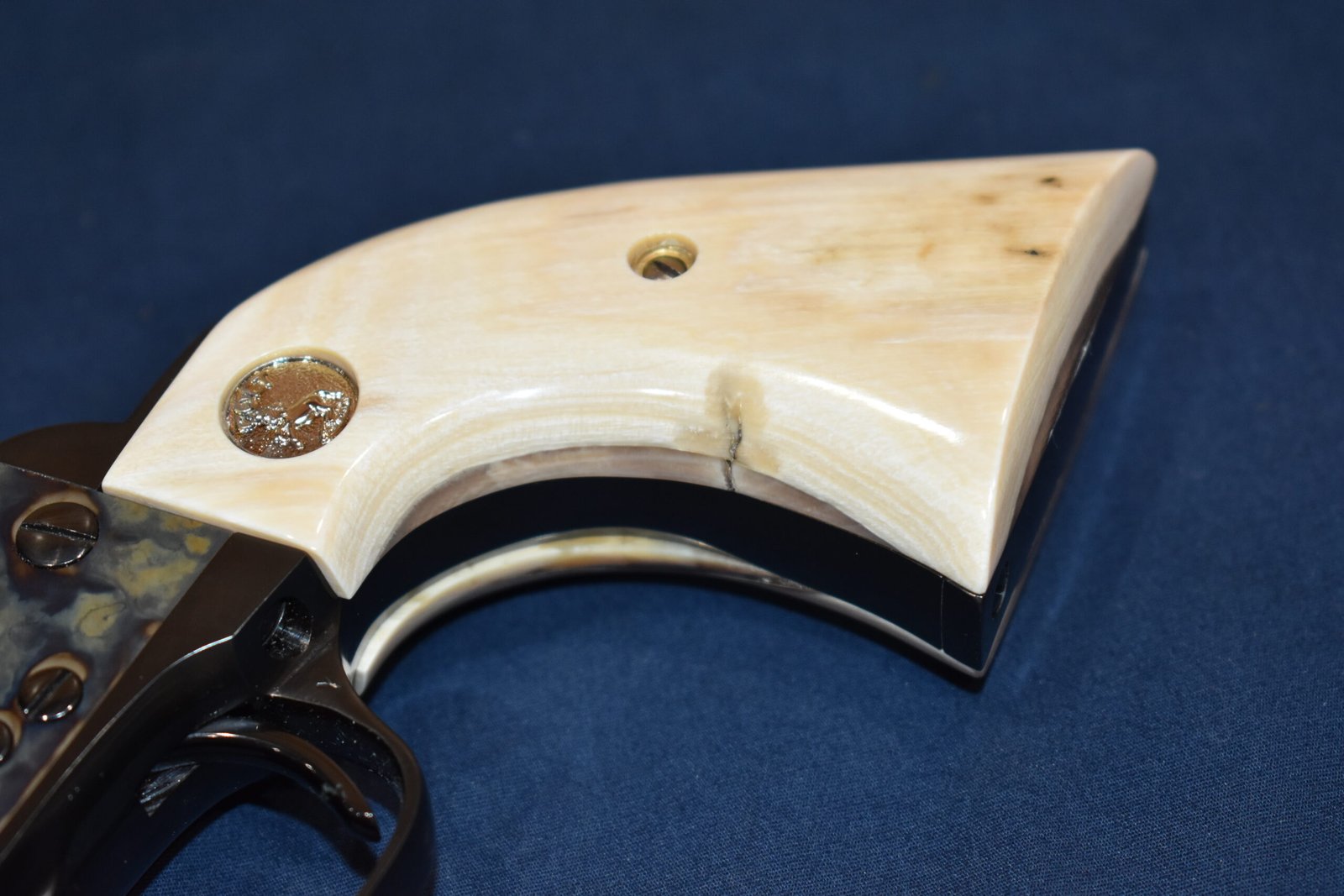 COLT SINGLE ACTION ARMY (S.A.A.) MAMMOTH IVORY GRIPS SAAMI25 - Image 14